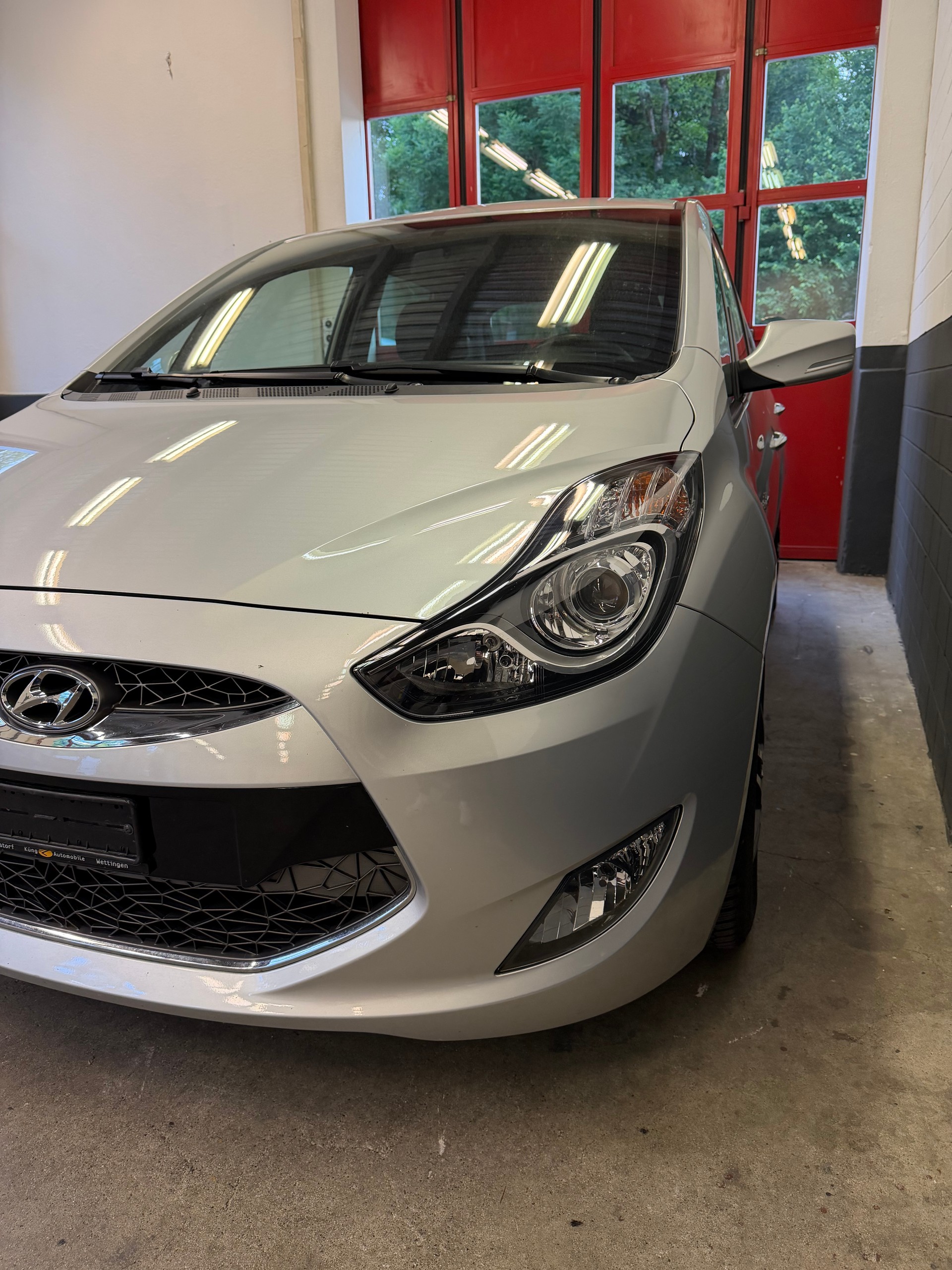 HYUNDAI iX20 1.6 Premium //NEU AB MFK!-image-3