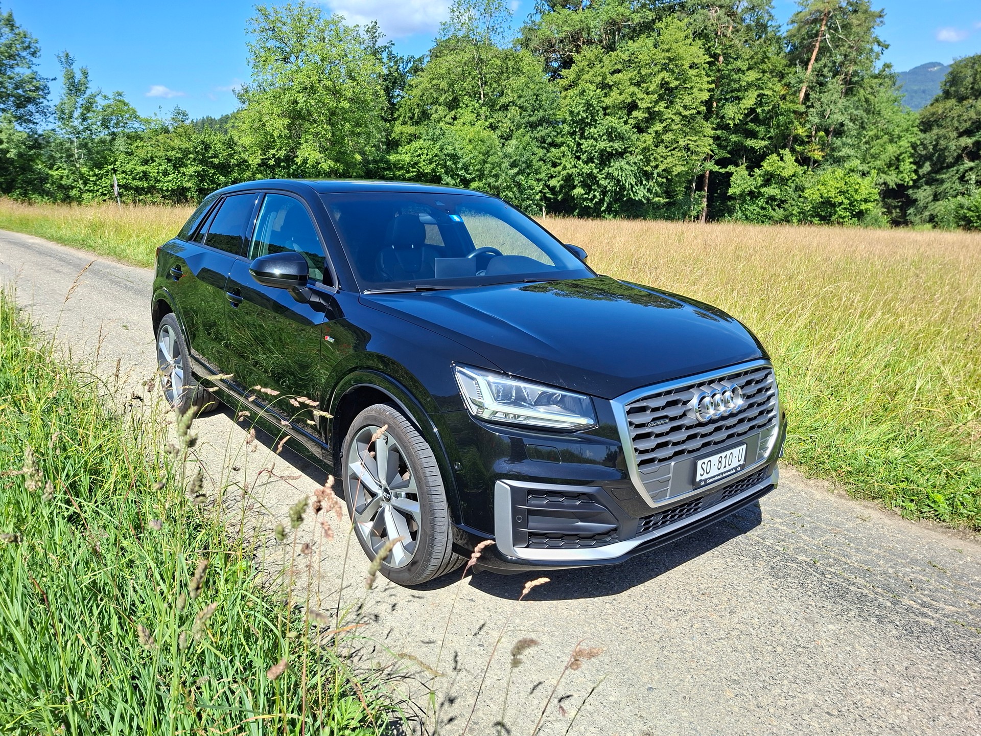 AUDI Q2 2.0 TFSI quattro S-tronic-showroom-element-3