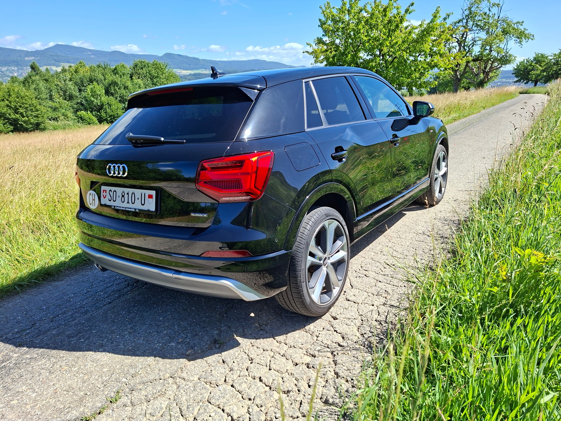 AUDI Q2 2.0 TFSI quattro S-tronic-image-5