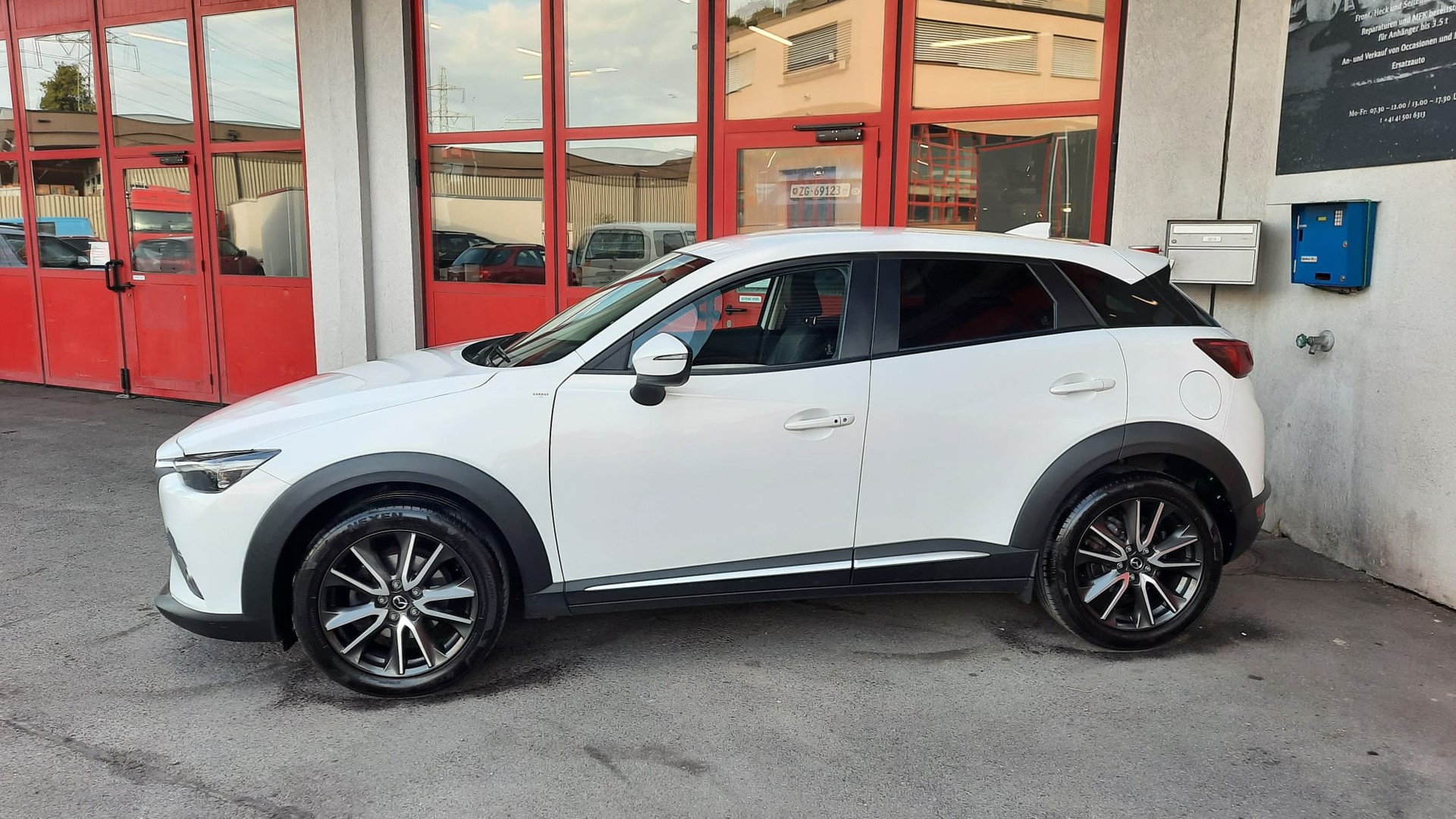 MAZDA CX-3 2.0 Revolution AWD Skyactiv Drive-showroom-element-2