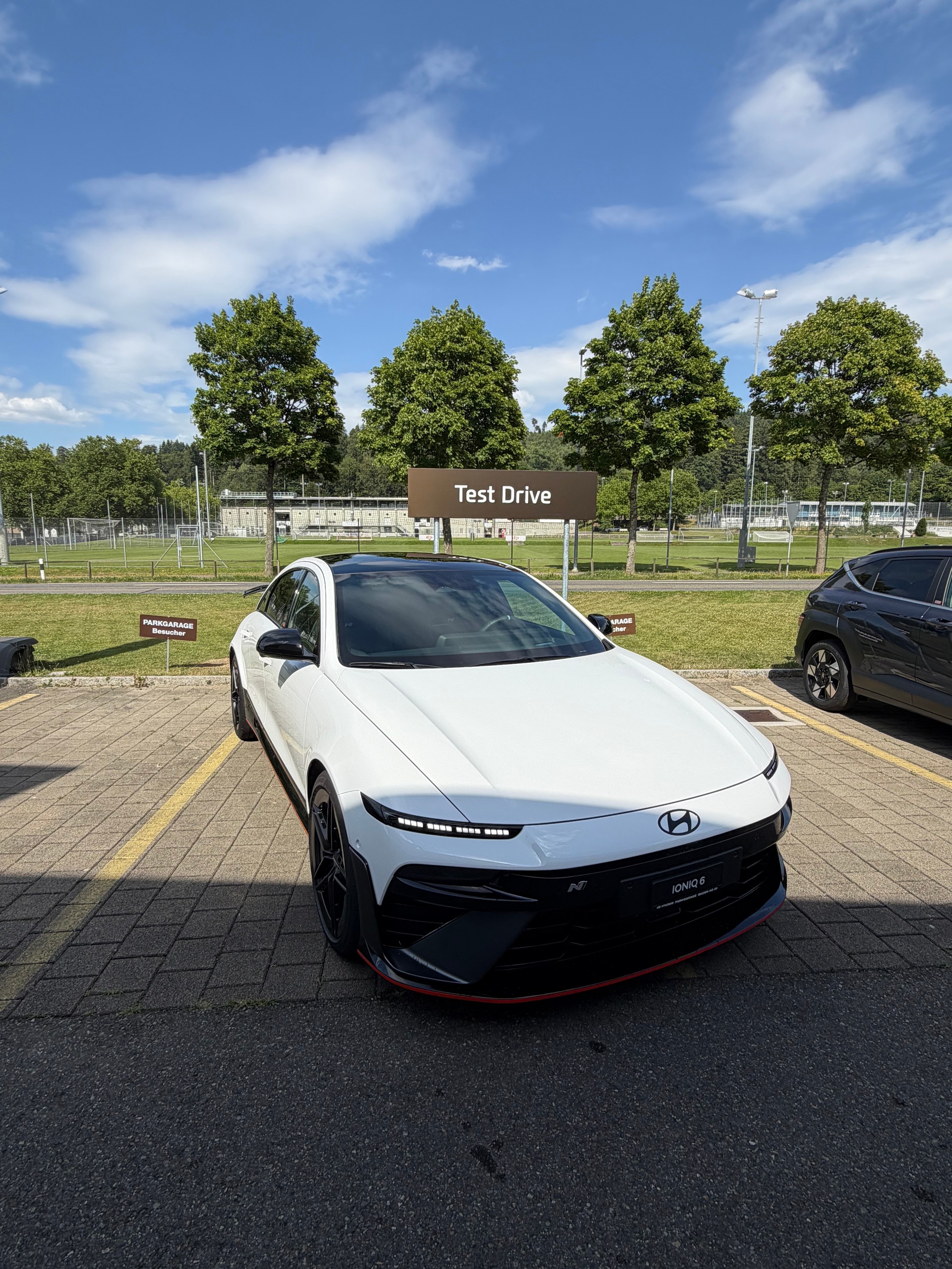 HYUNDAI Ioniq 6 84kWh N 4WD-showroom-element-3