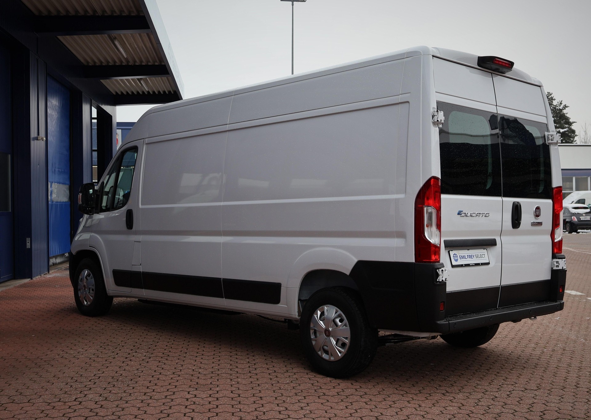 FIAT E-Ducato 35 Kaw. 3450 H1 47 kWh-image-4