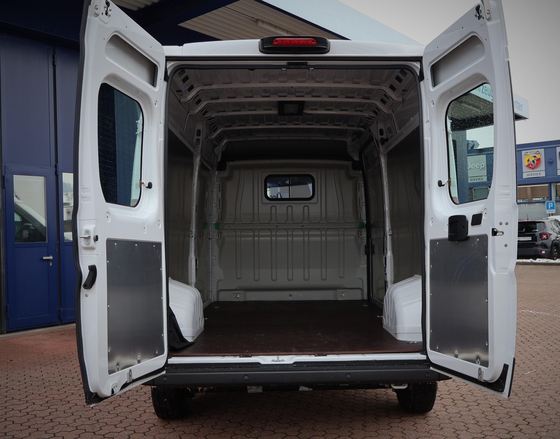 FIAT E-Ducato 35 Kaw. 3450 H1 47 kWh-image-6