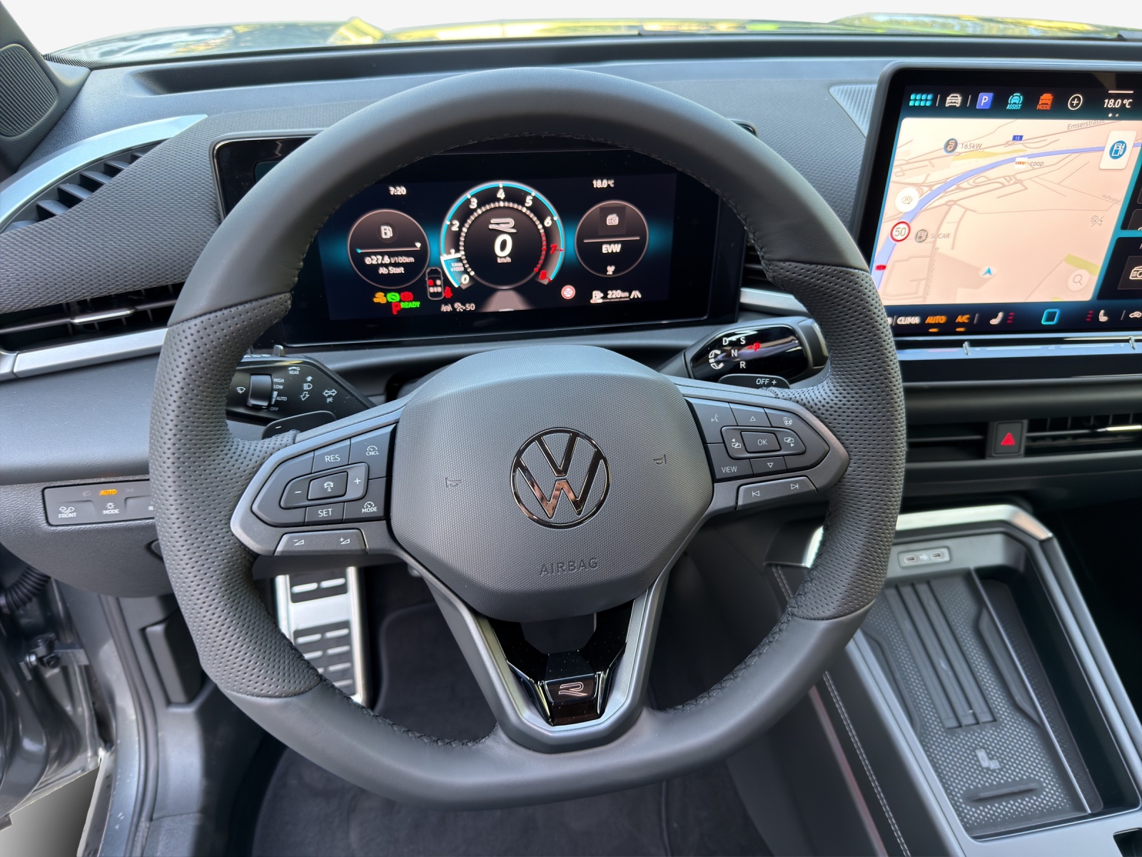 VW T-Roc 1.5 eTSI mHEV R-Line DSG-image-9