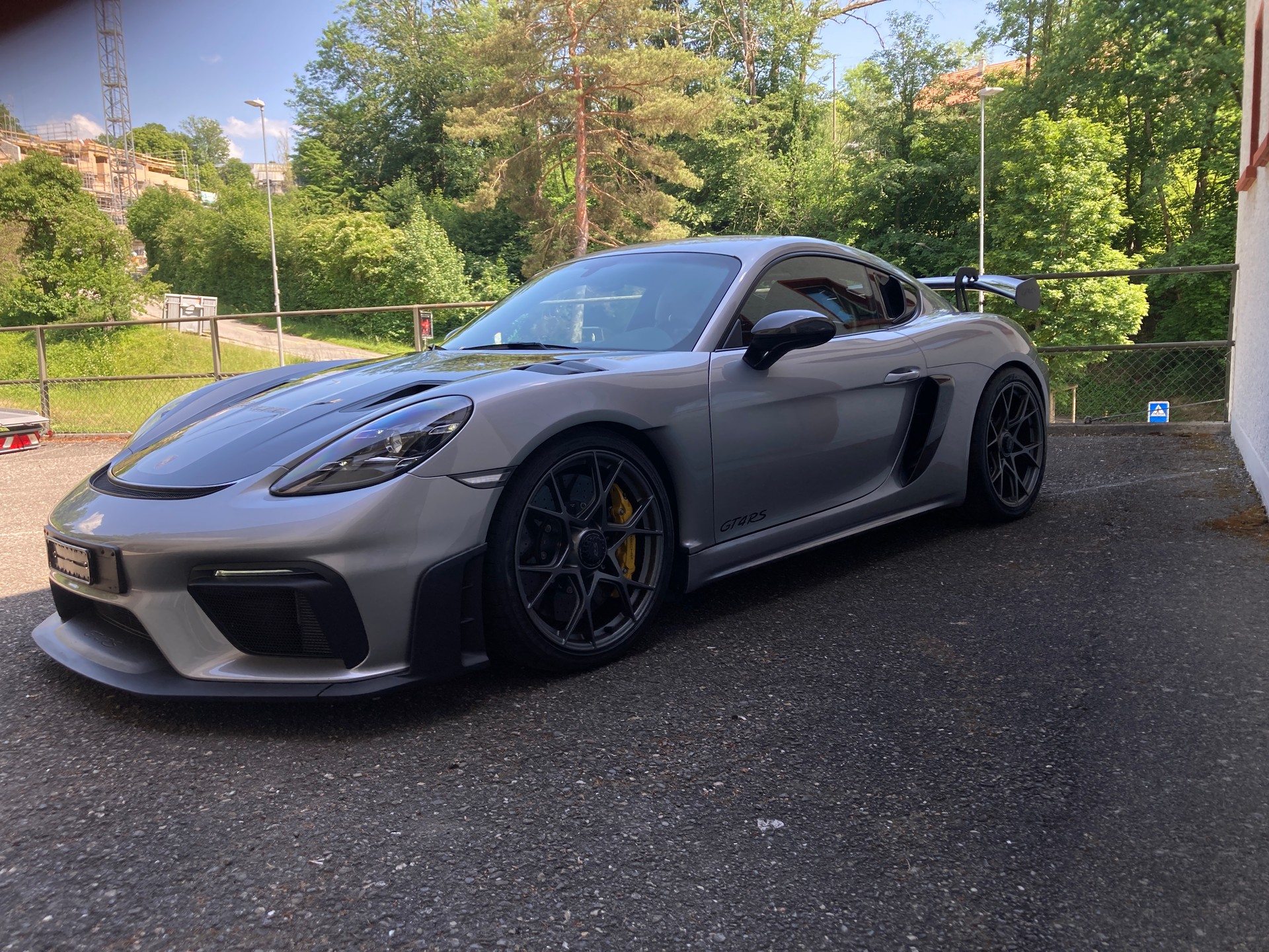 PORSCHE GT4 RS