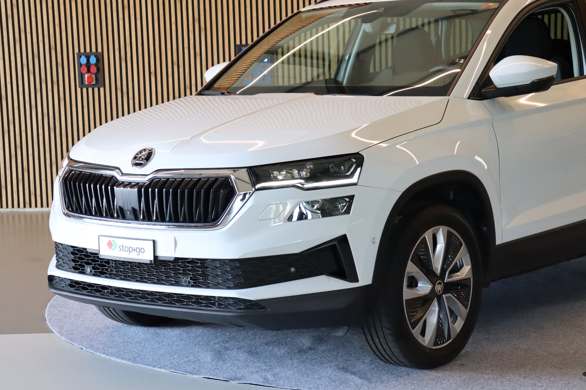 SKODA Karoq 2.0 TDI Style 4x4 DSG-showroom-element-1