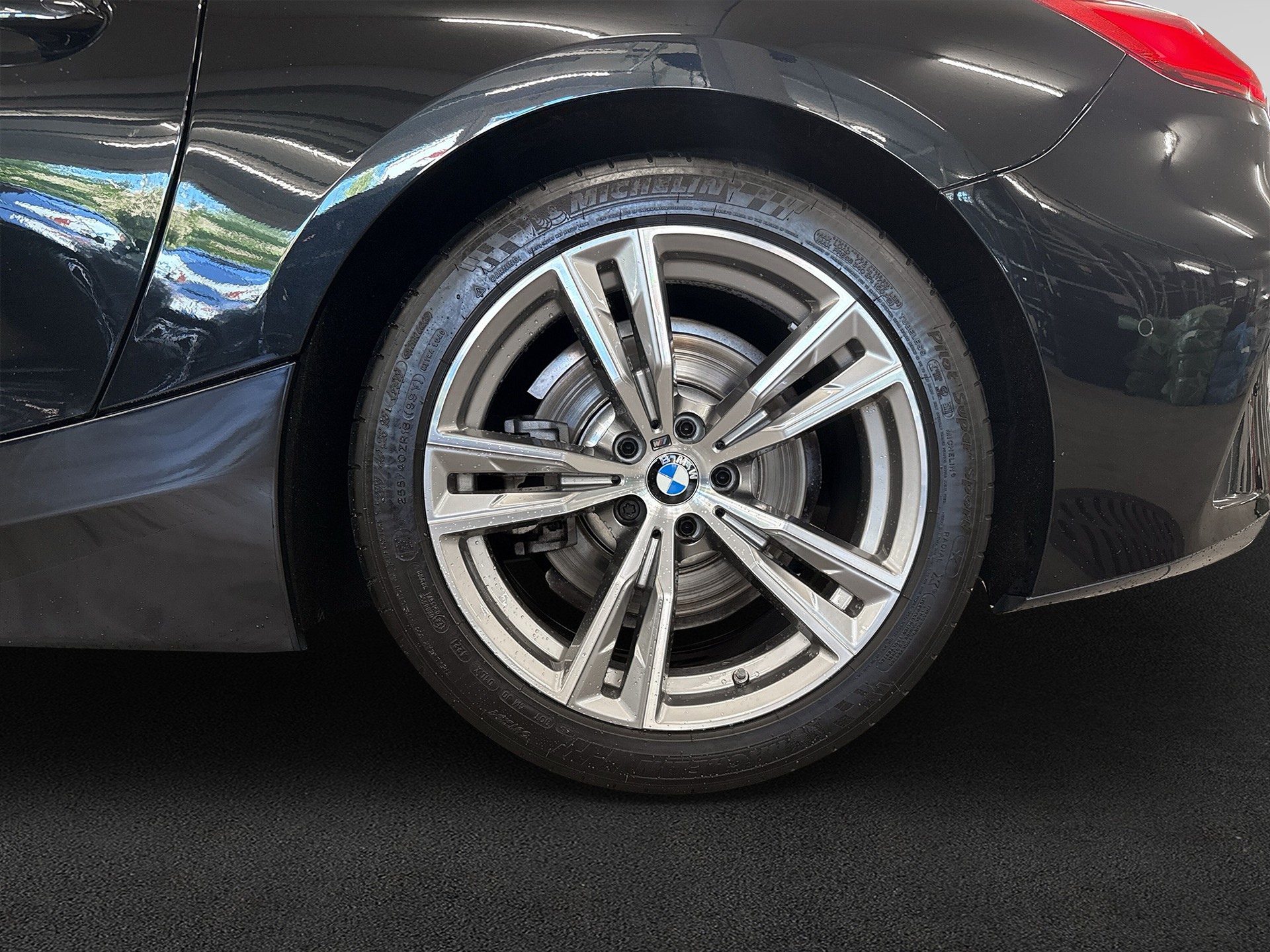 BMW Z4 sDrive 20i M Sport Steptronic-image-8
