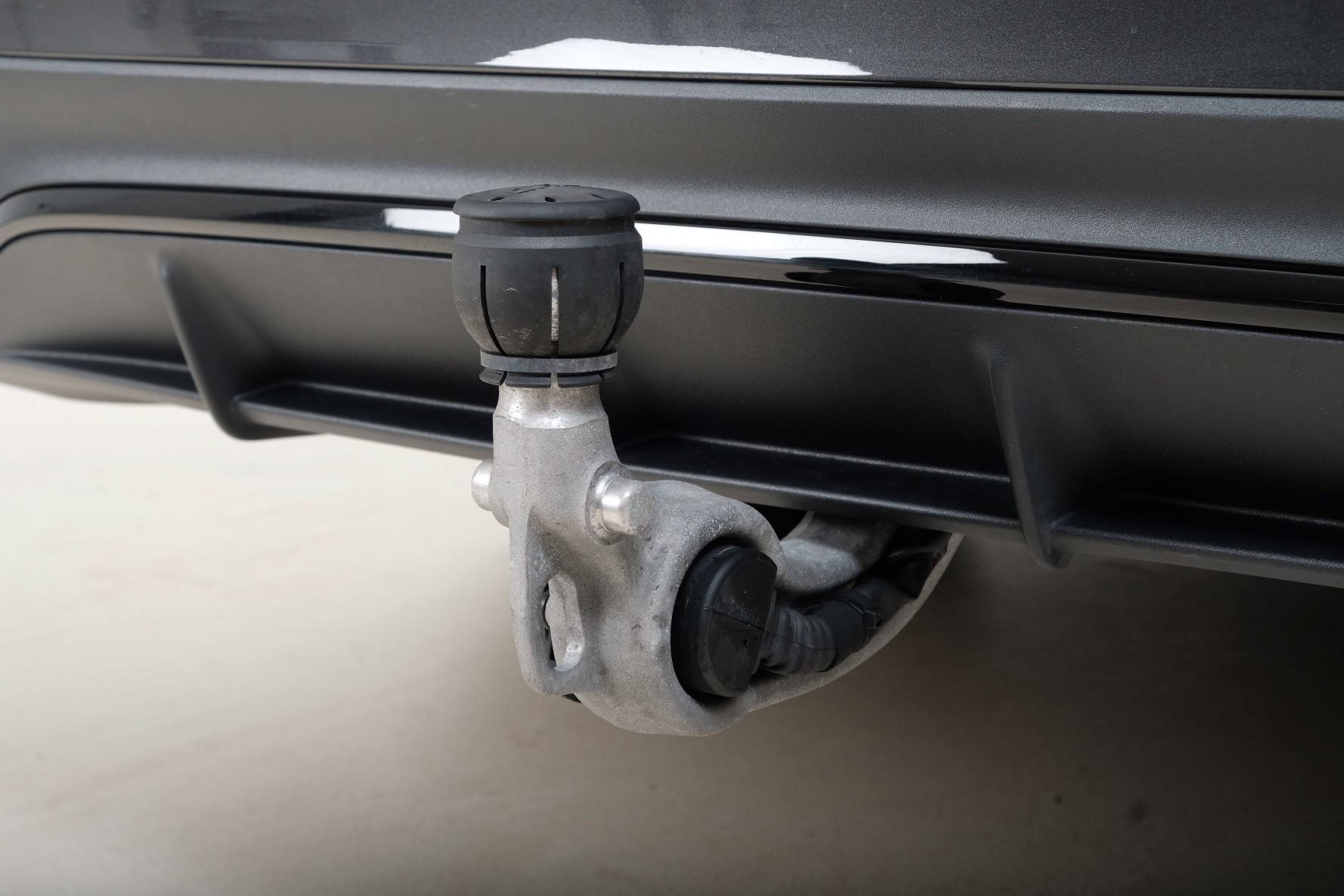 MERCEDES-BENZ E 200 T 9G-Tronic 4Matic-image-14