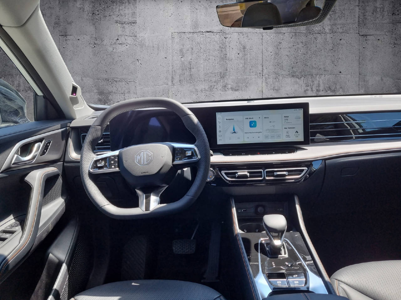 MG HS 1.5 Hybrid Luxury-image-5