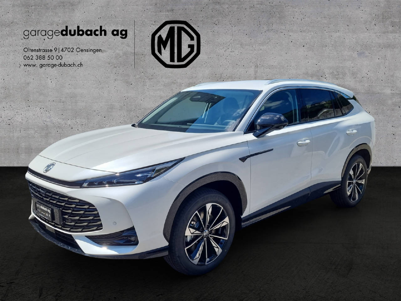 MG HS 1.5 Hybrid Luxury-showroom-element-2