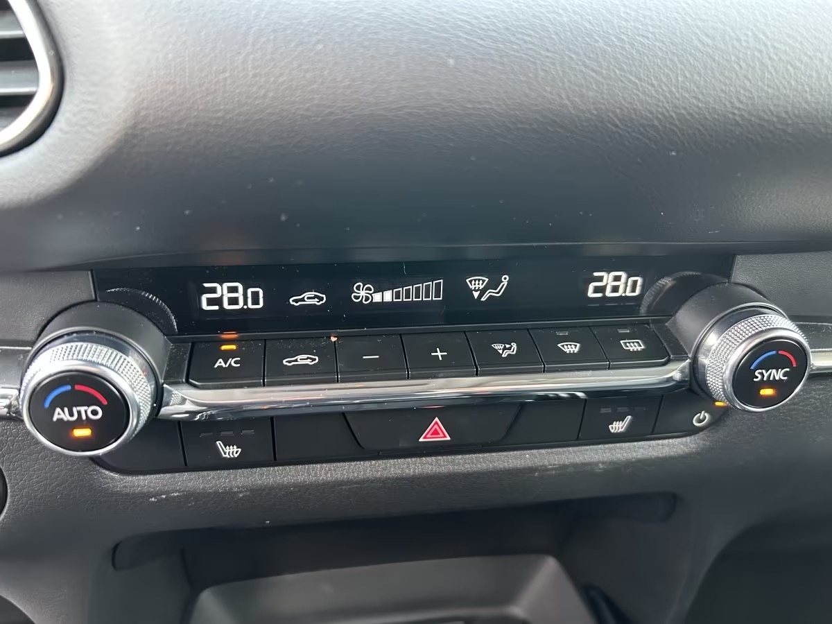 MAZDA CX-30 SKYACTIV-G 140 M Hybrid Takumi FWD AT-image-12