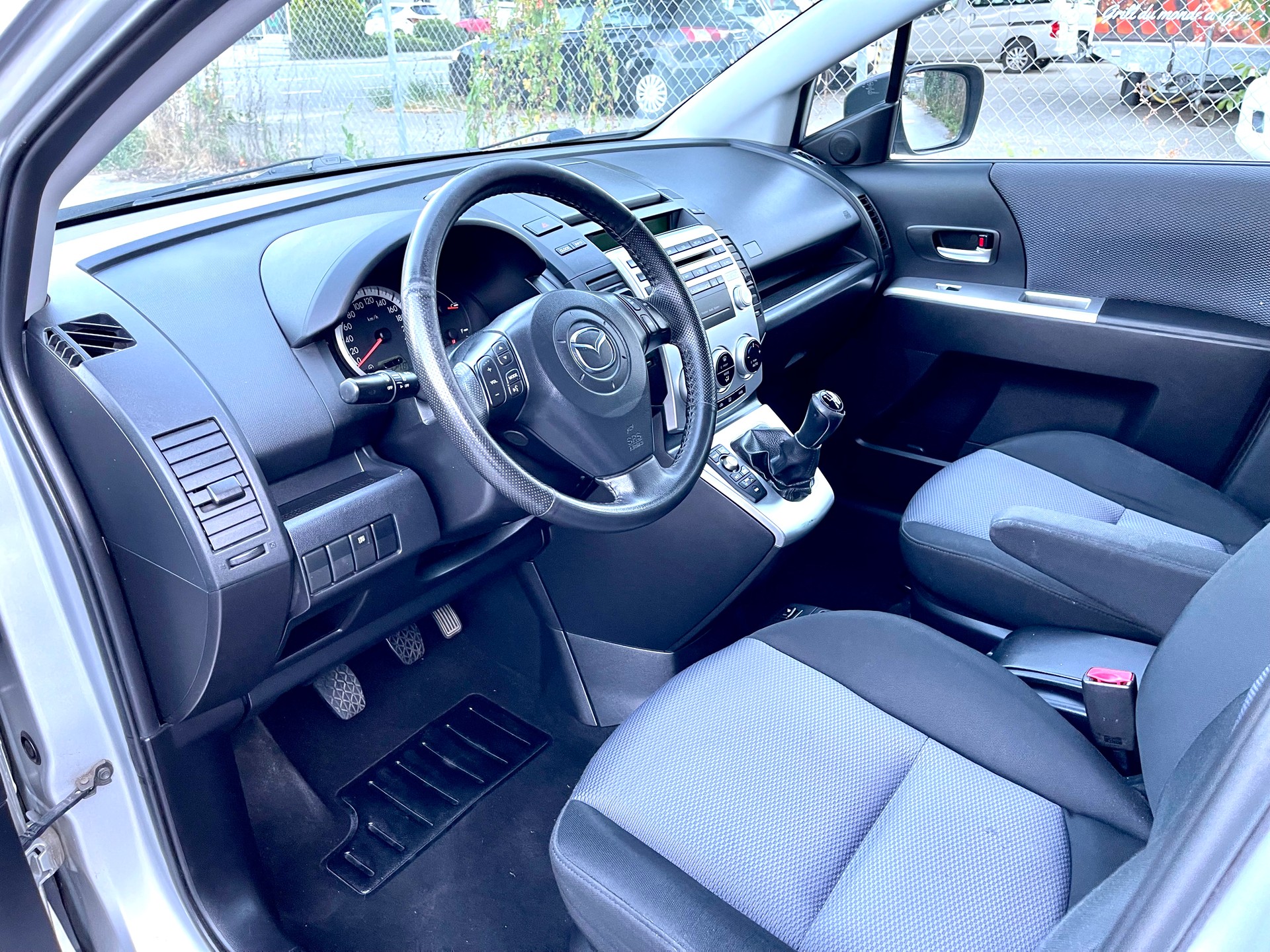 MAZDA 5 2.0d 16V Exclusive-image-16