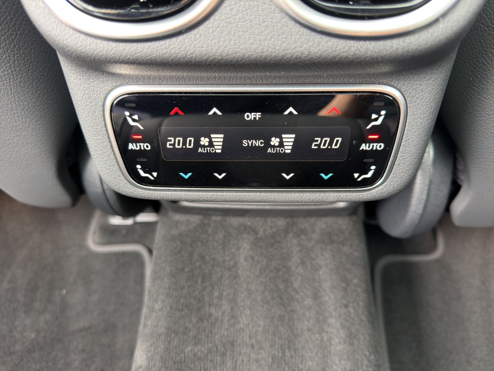 MERCEDES-BENZ GLC 53 AMG 4matic+-image-19