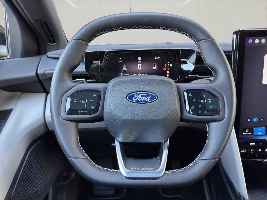 FORD Explorer Extended Range Premium AWD-image-12