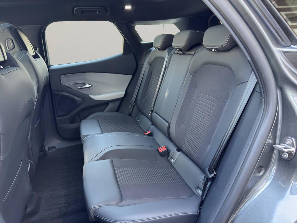 FORD Explorer Extended Range Premium AWD-image-10