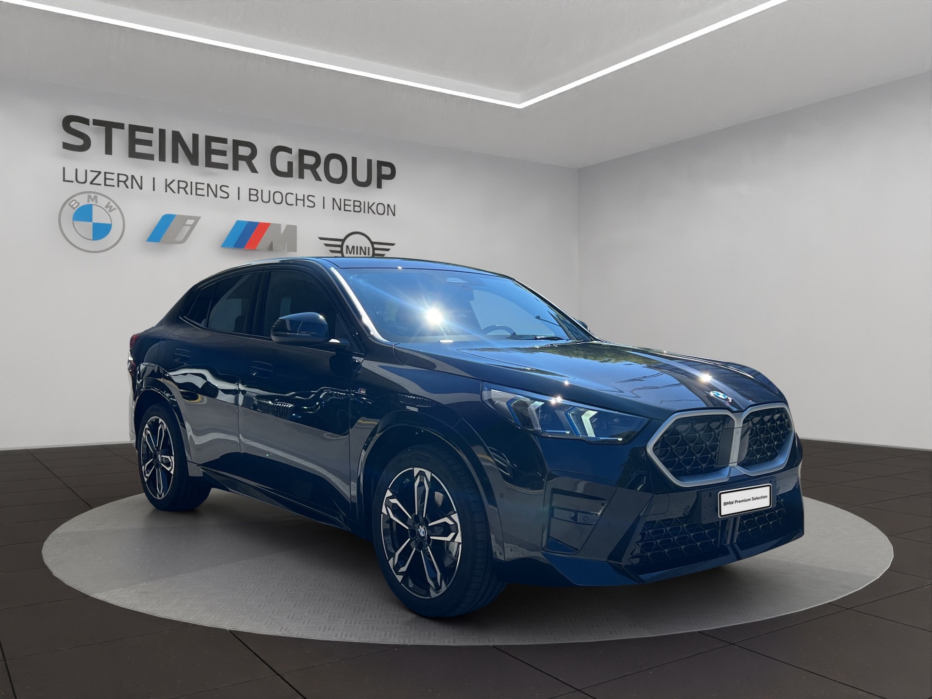 BMW X2 xDrive 20d 48V M Sport-showroom-element-2