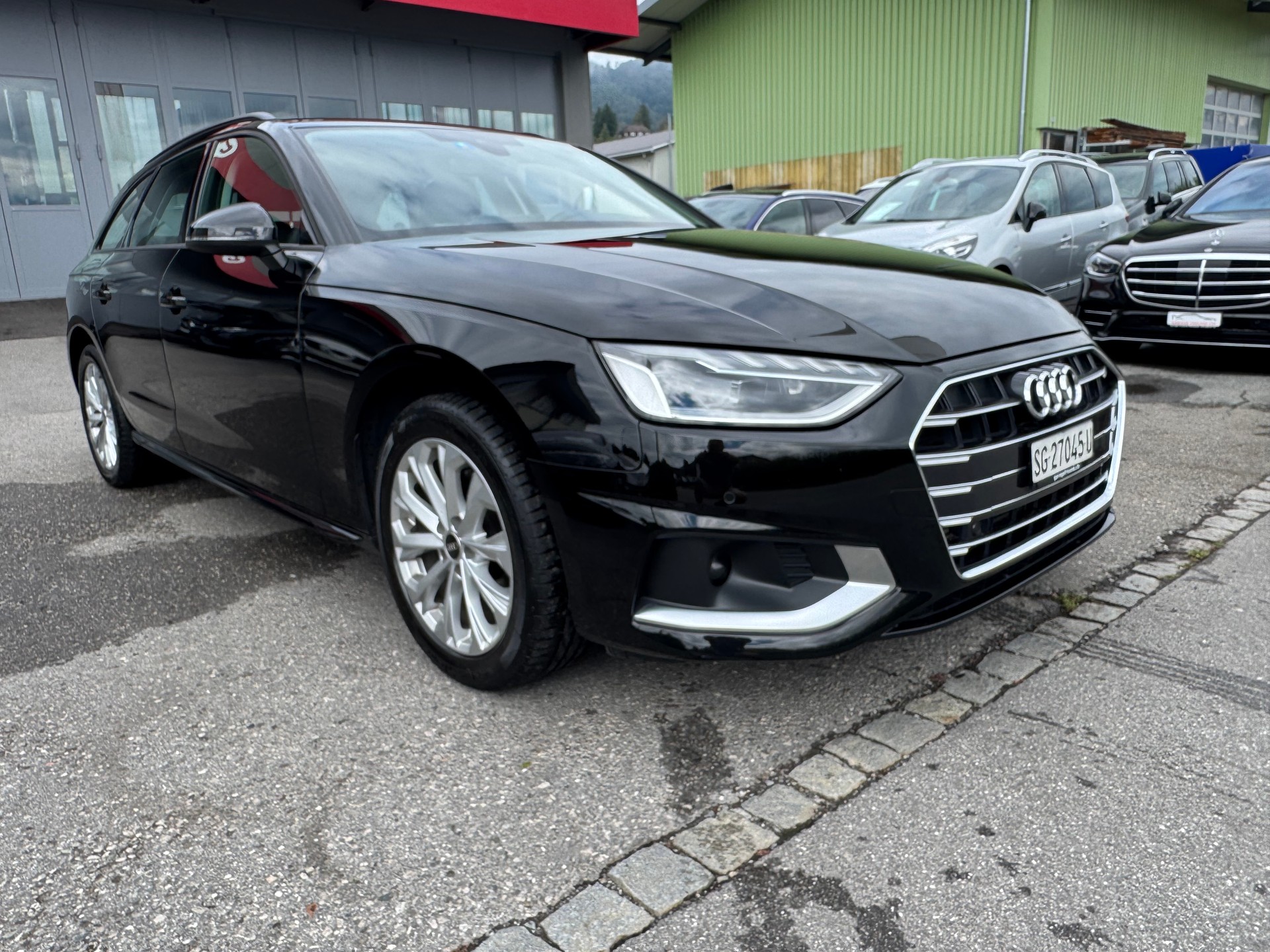 AUDI A4 Avant 40 g-tron advanced S-tronic-showroom-element-1