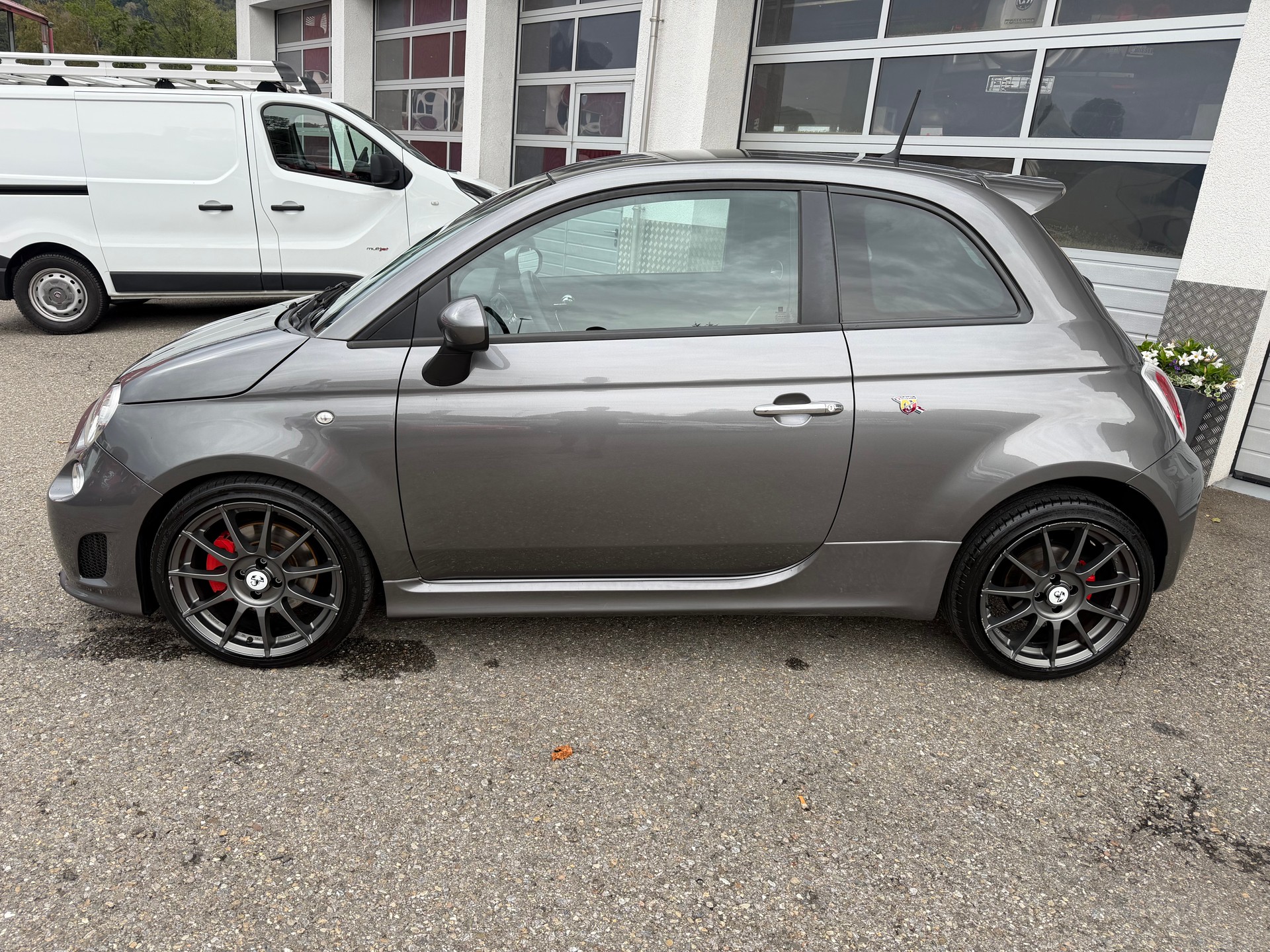 FIAT 500 1.4 16V Turbo Abarth-showroom-element-1