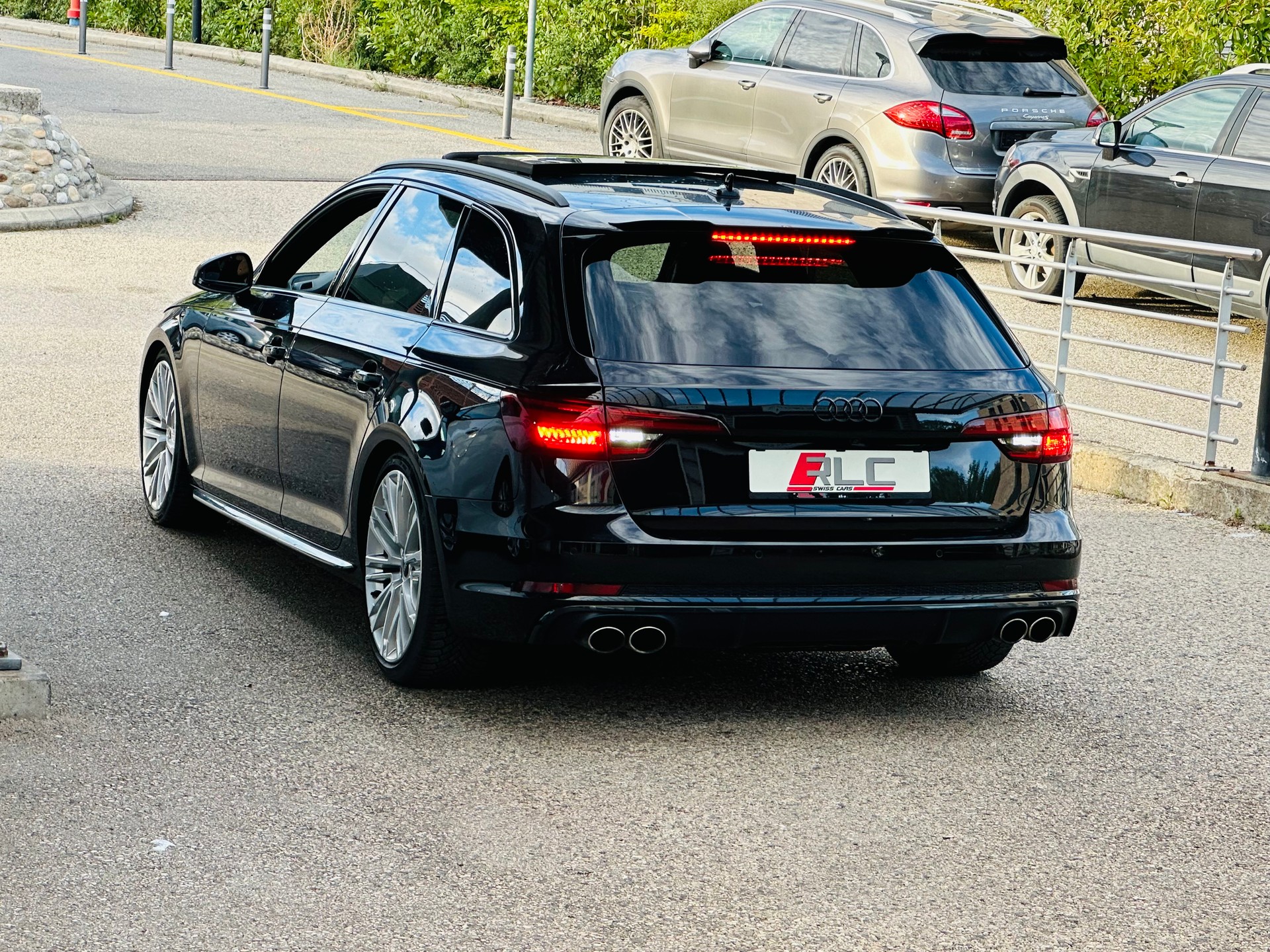 AUDI S4 Avant 3.0 TFSI quattro tiptronic-image-7