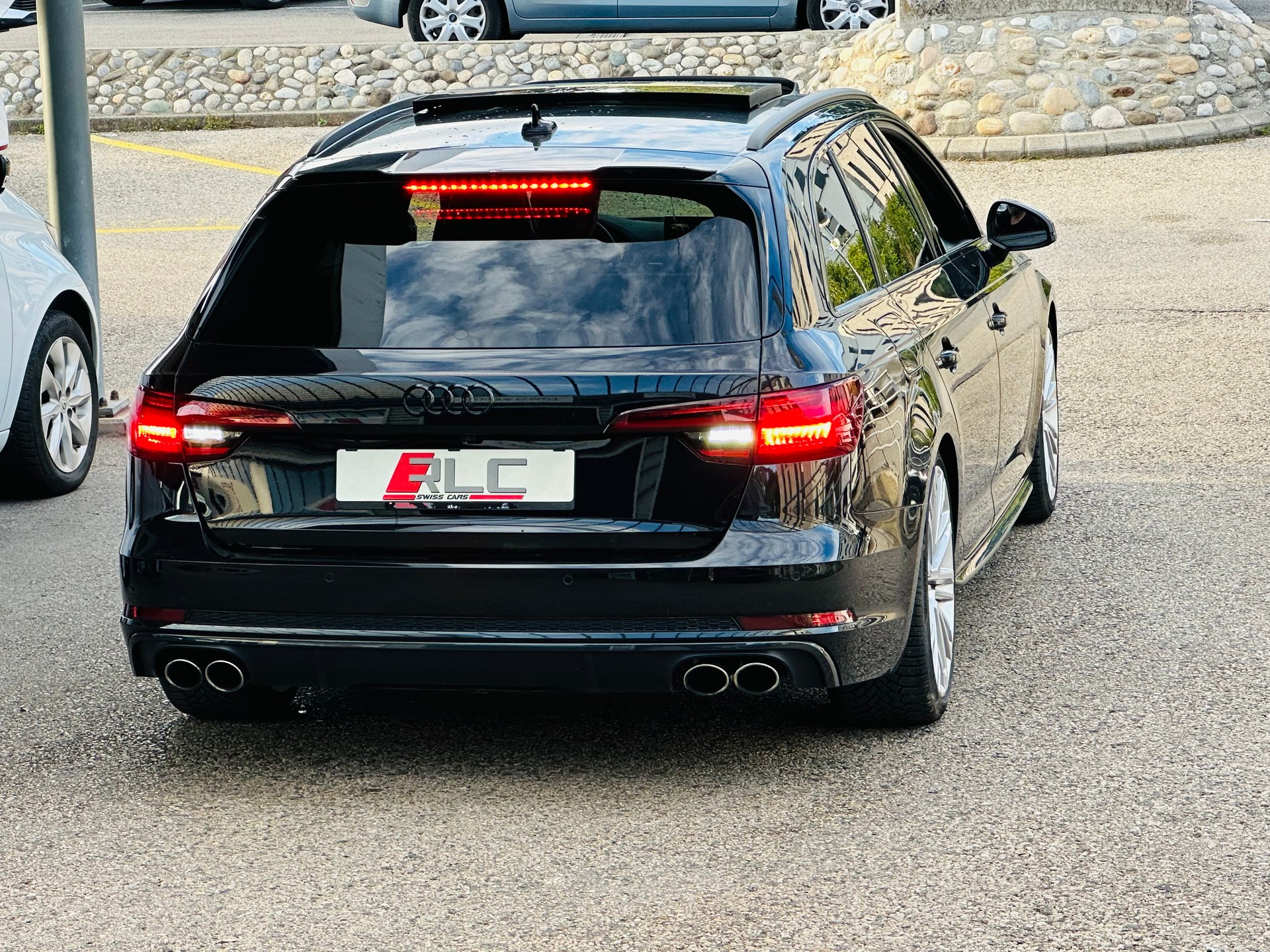 AUDI S4 Avant 3.0 TFSI quattro tiptronic-image-9
