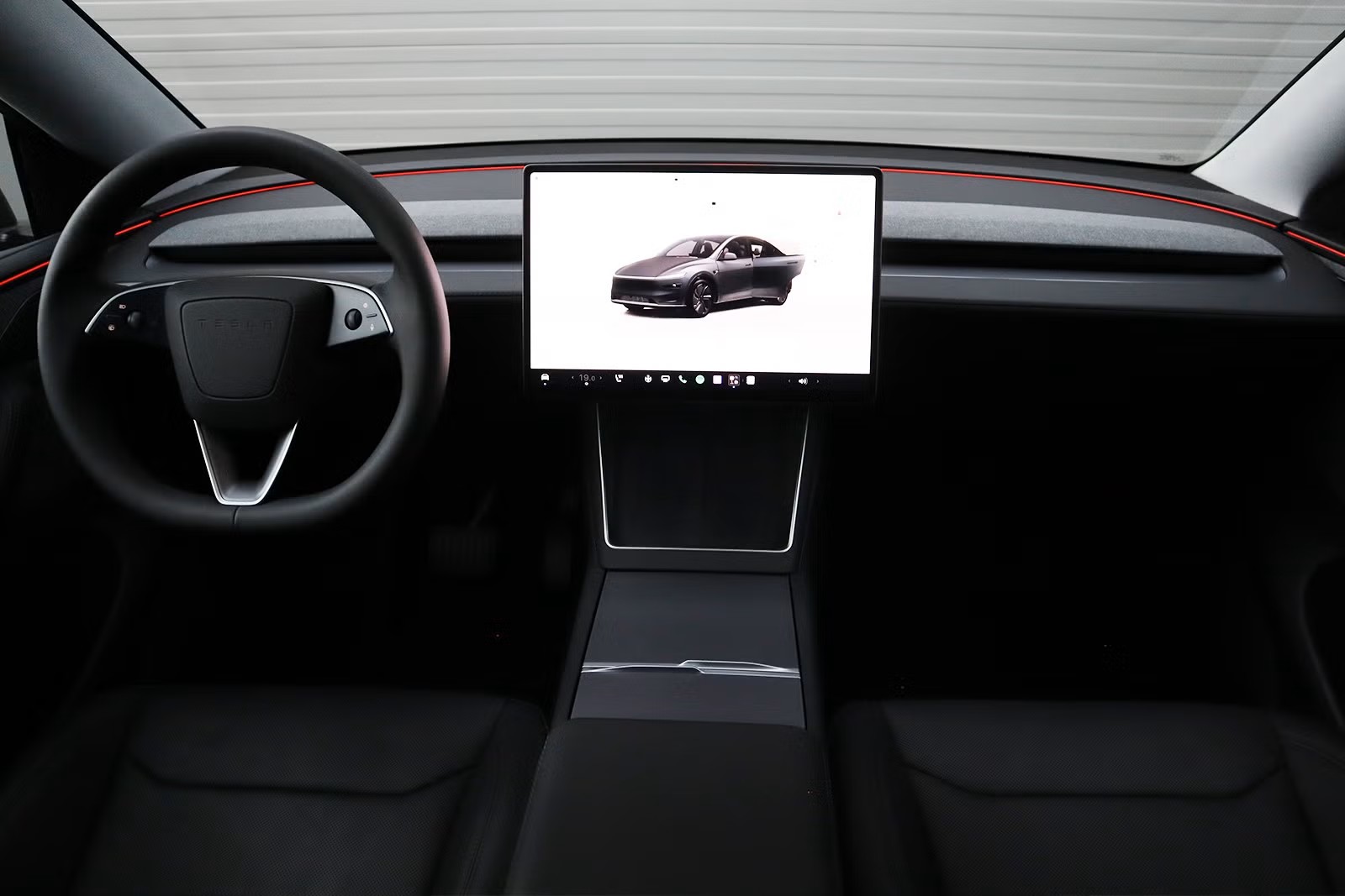 TESLA Model Y Long Range AWD Stealth Grey-image-12