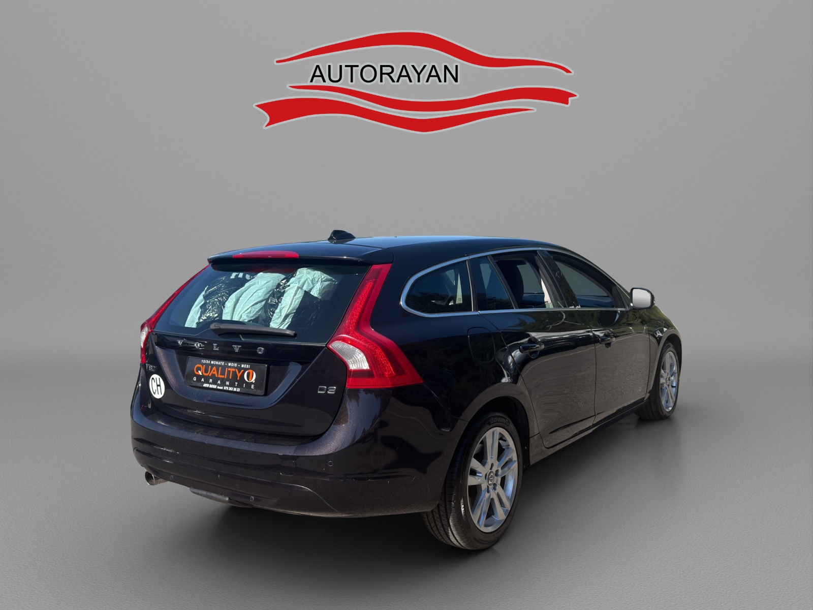 VOLVO V60 Momentum-image-3