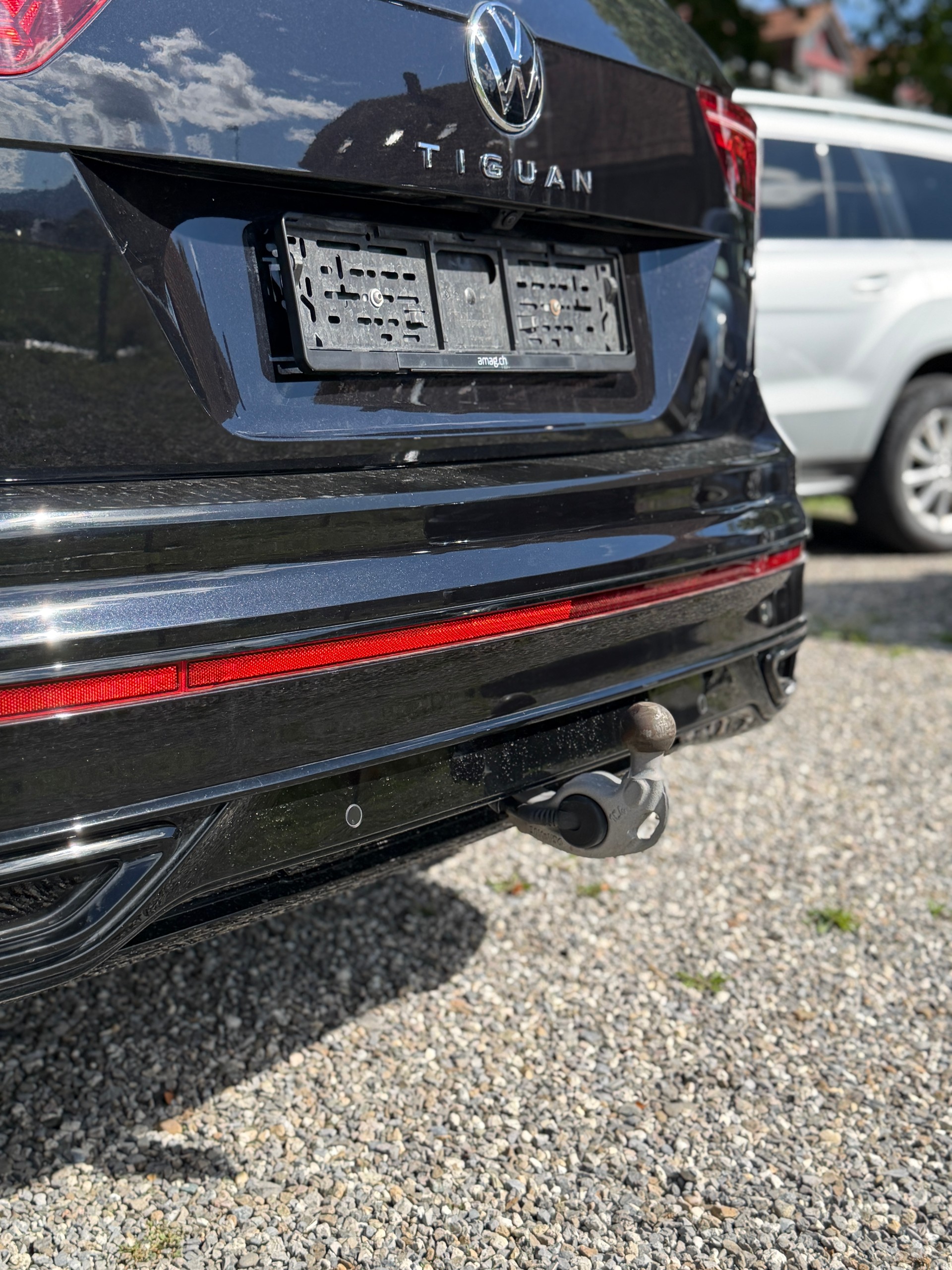 VW Tiguan 2.0 TDI SCR R-Line 4Motion DSG-image-30