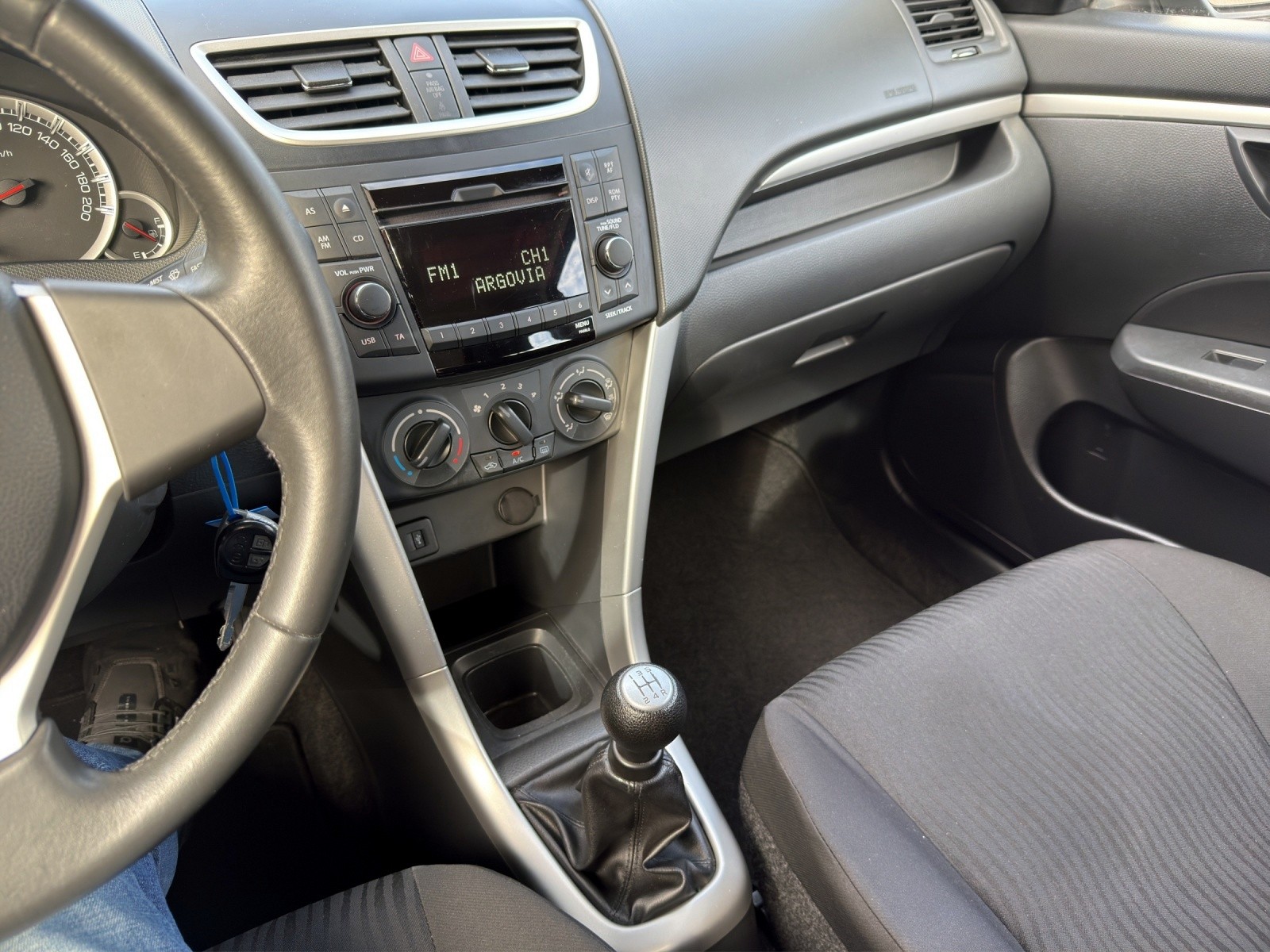 SUZUKI Swift 1.2 GL S/S-image-12