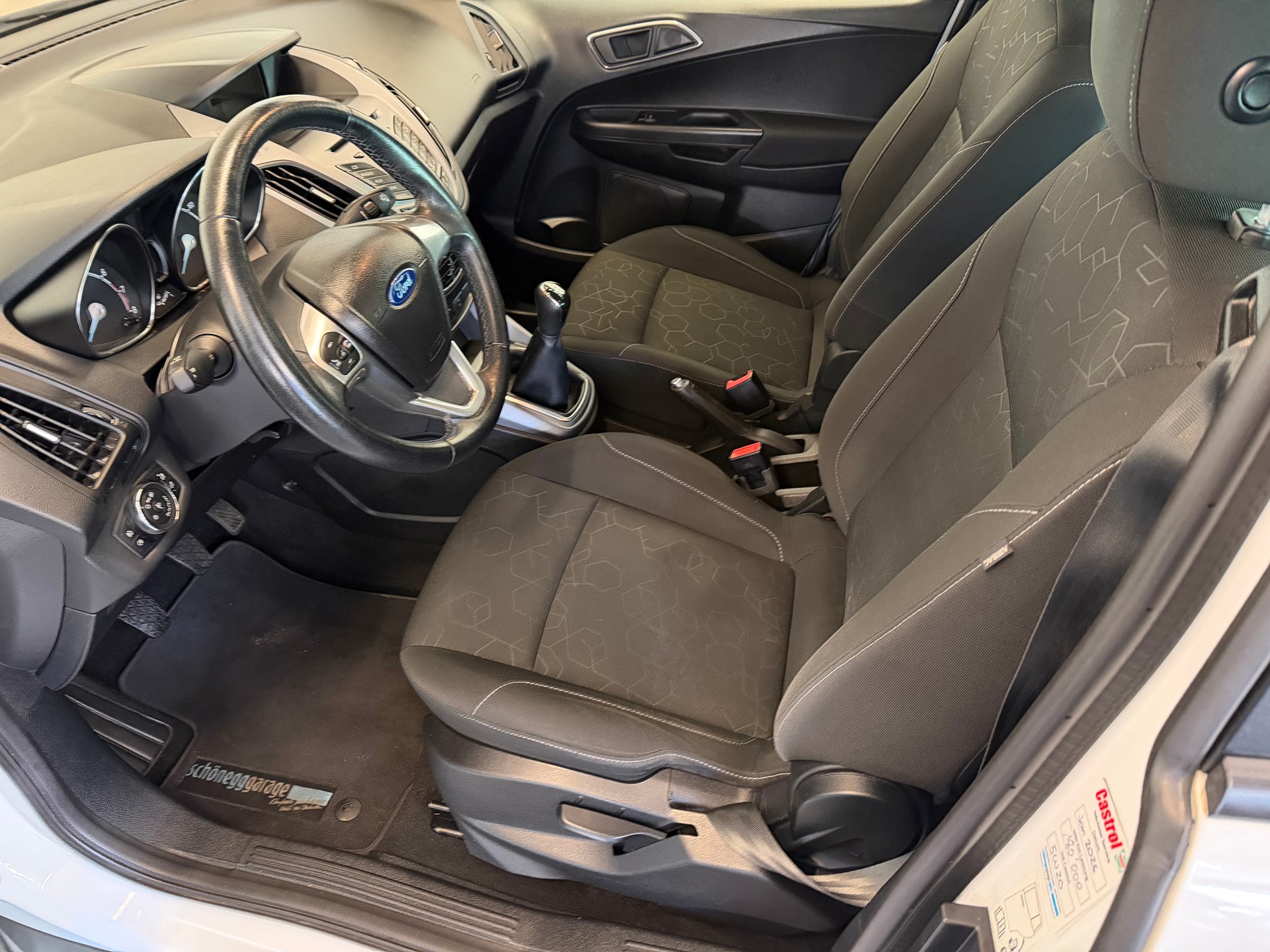 FORD B-Max 1.0 SCTi Sync Edition-image-9