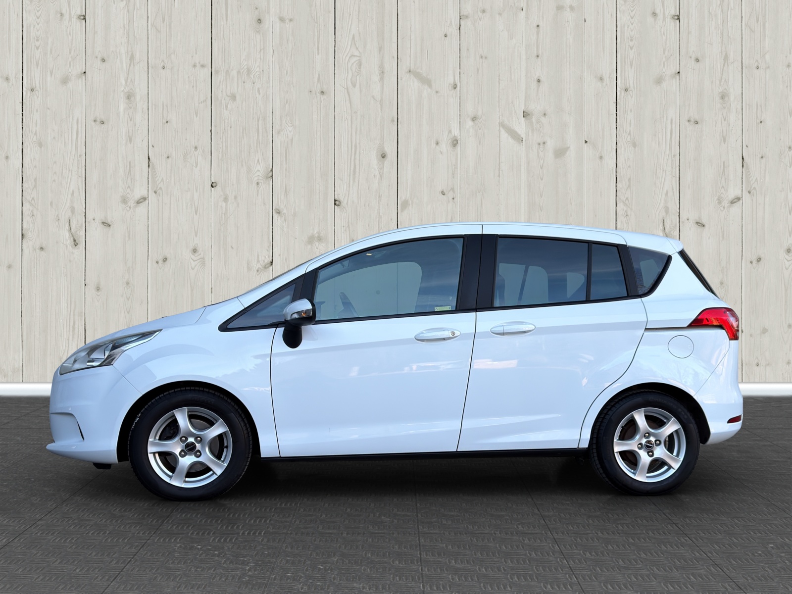 FORD B-Max 1.0 SCTi Sync Edition-image-3