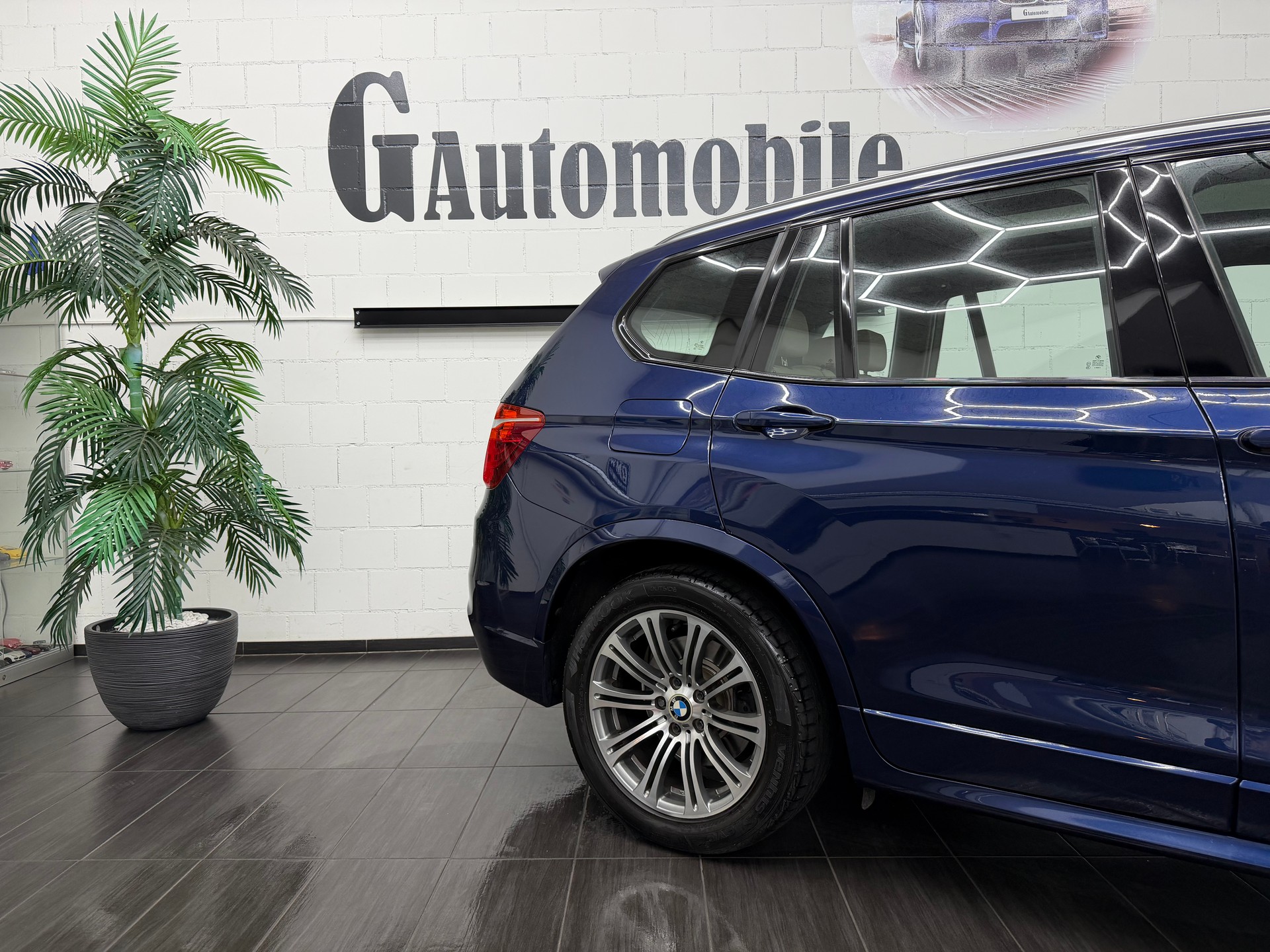 BMW X3 xDrive 35i Steptronic M Sportpaket ⭐️-showroom-element-3