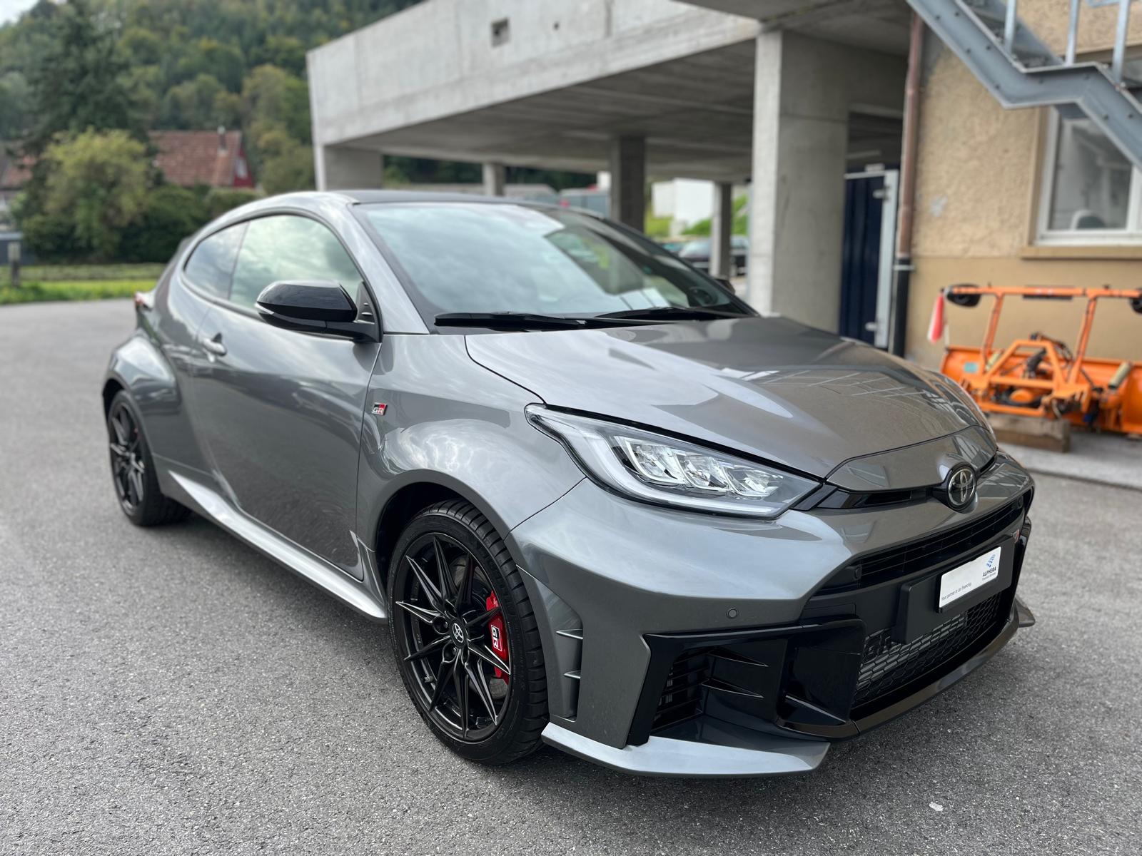 TOYOTA Yaris 1.6 GR Sport A-image-6