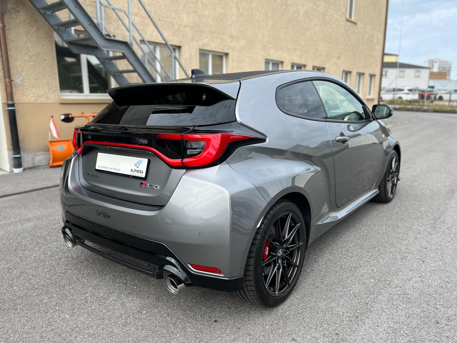 TOYOTA Yaris 1.6 GR Sport A-image-4