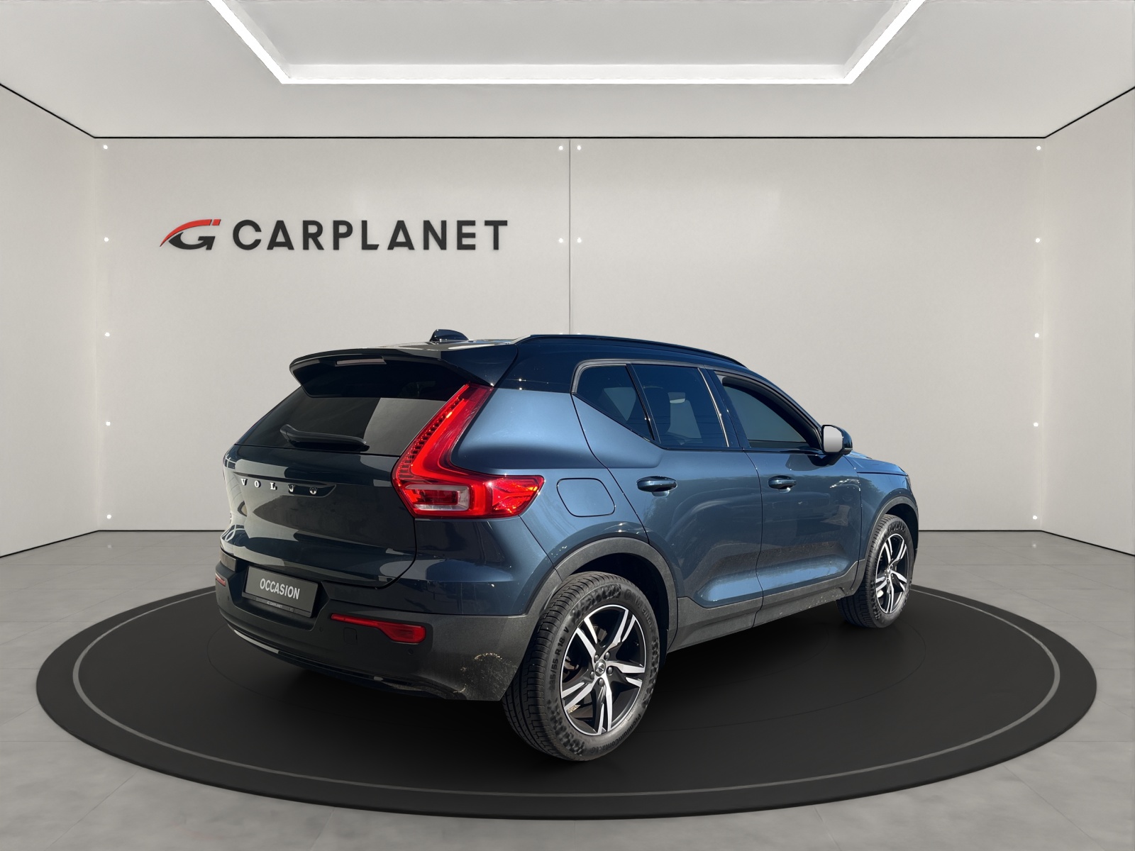 VOLVO XC40 2.0 B4 MH R-Design AWD-showroom-element-3