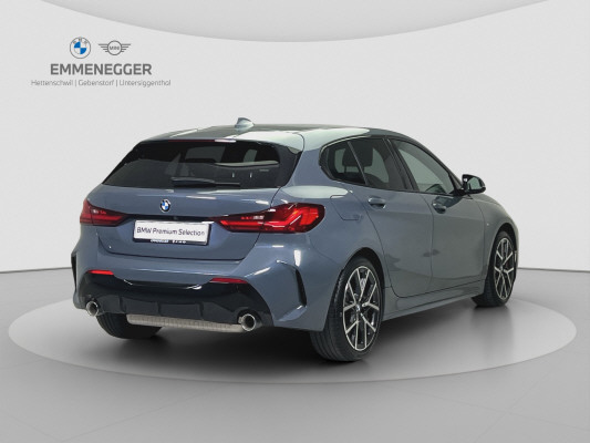 BMW 128ti Steptronic-showroom-element-3