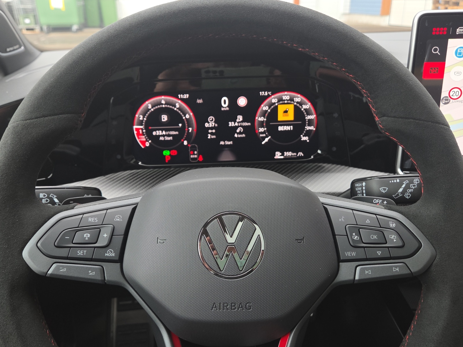 VW Golf 2.0 TSI GTI Clubsport DSG-image-11