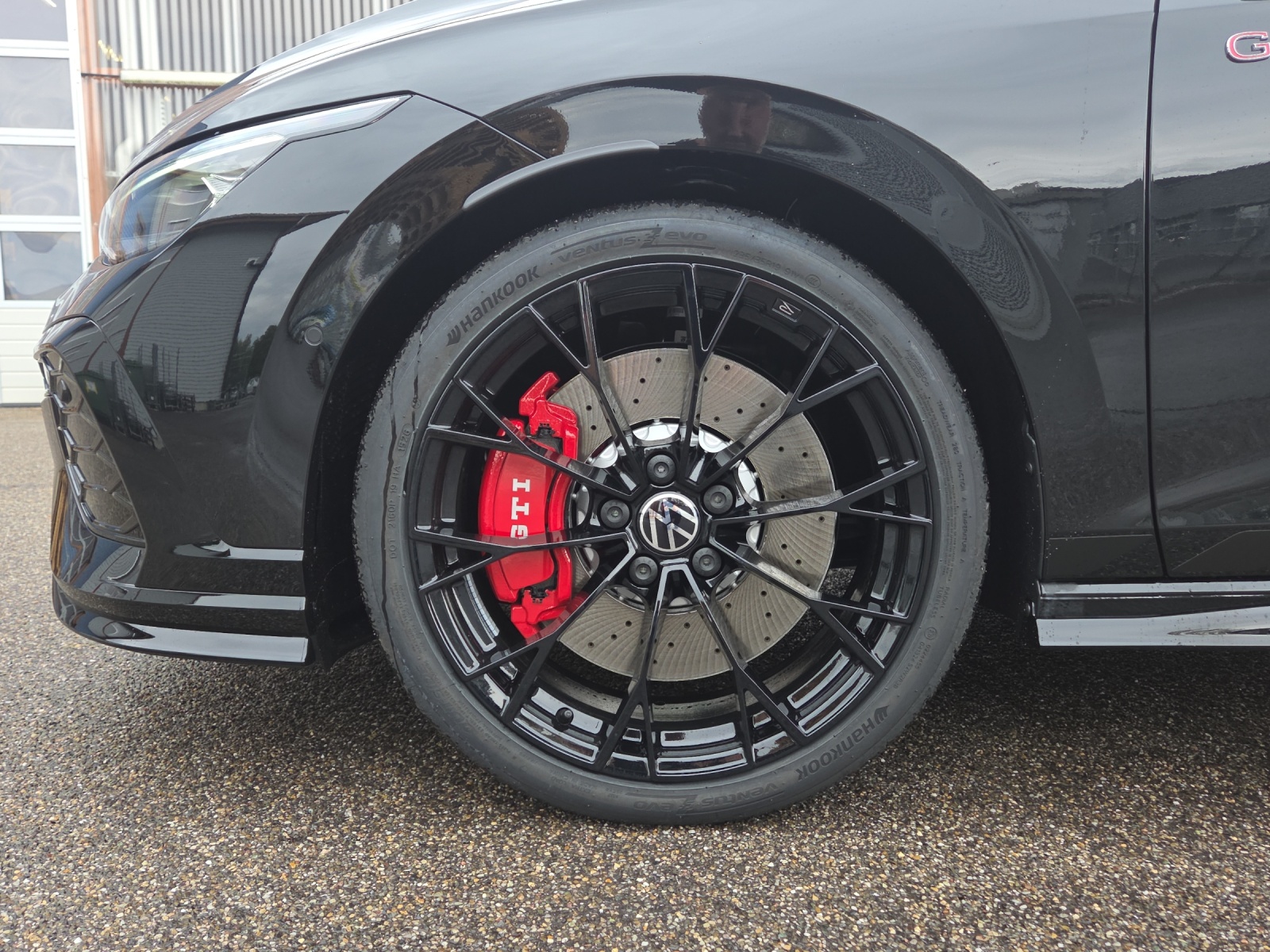 VW Golf 2.0 TSI GTI Clubsport DSG-image-9