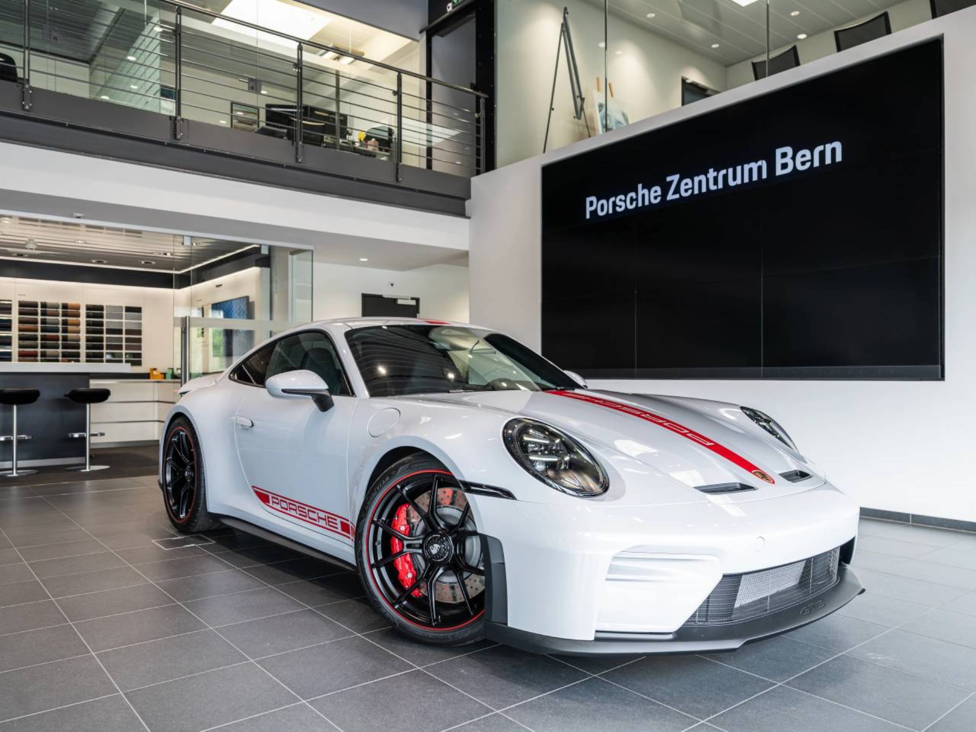 PORSCHE 911 GT3 mit Touring-Paket