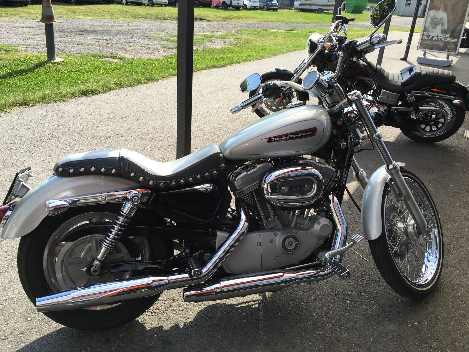 HARLEY-DAVIDSON XL 883 C Sportster Custom Injection-image-0