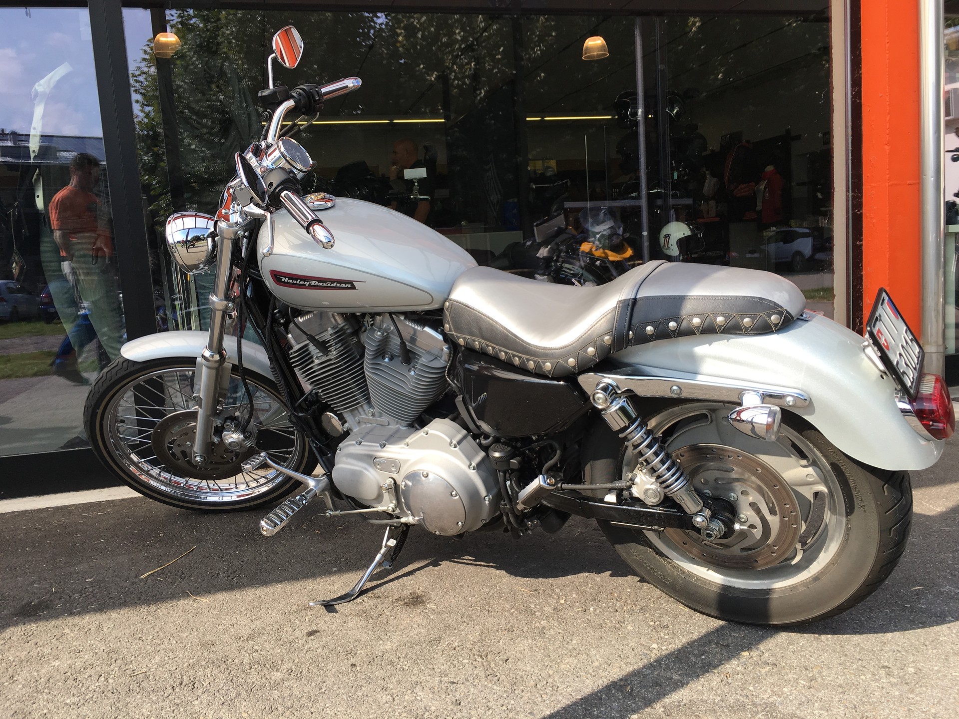 HARLEY-DAVIDSON XL 883 C Sportster Custom Injection-image-1