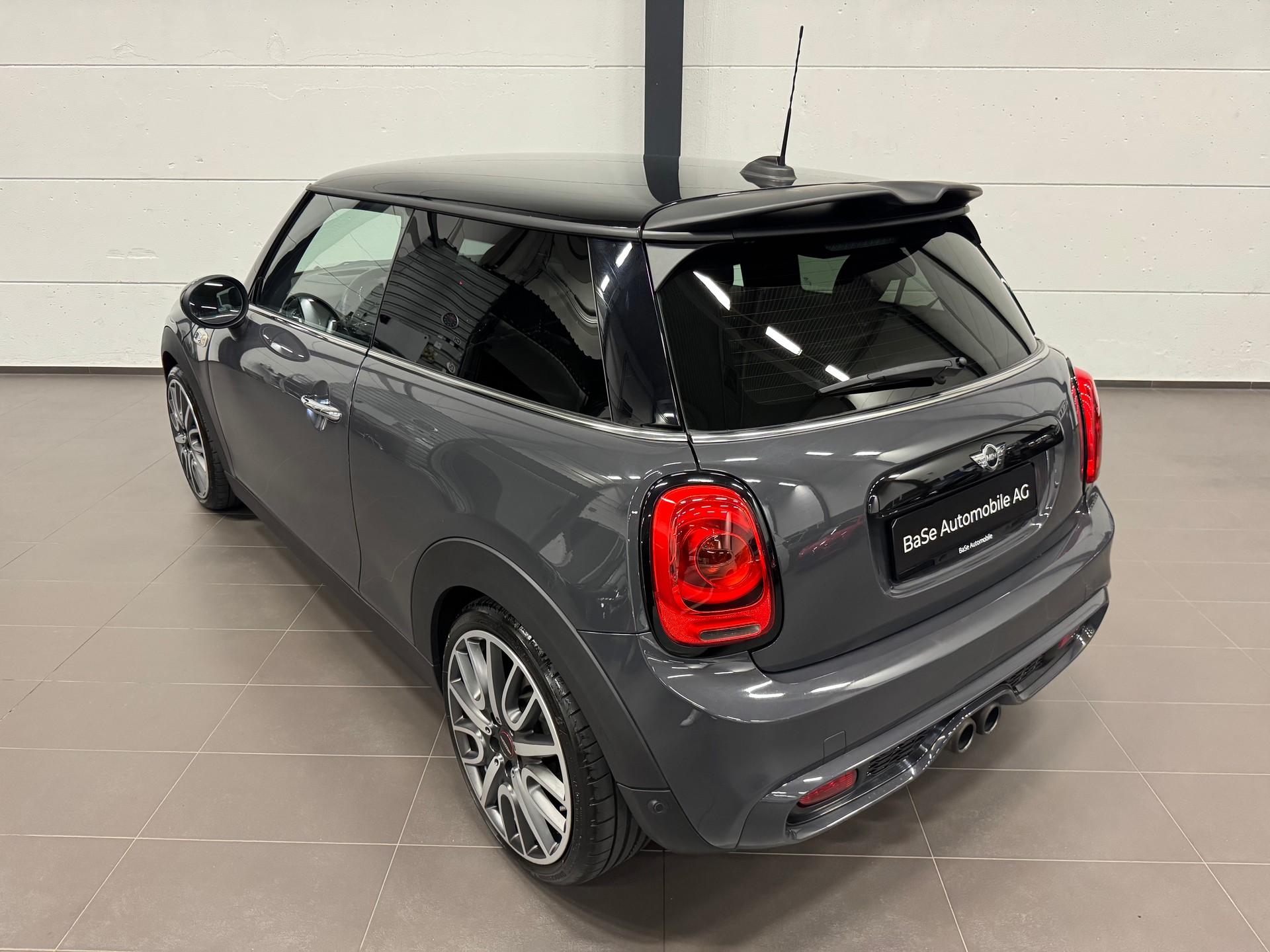 MINI Cooper S Steptronic-image-10