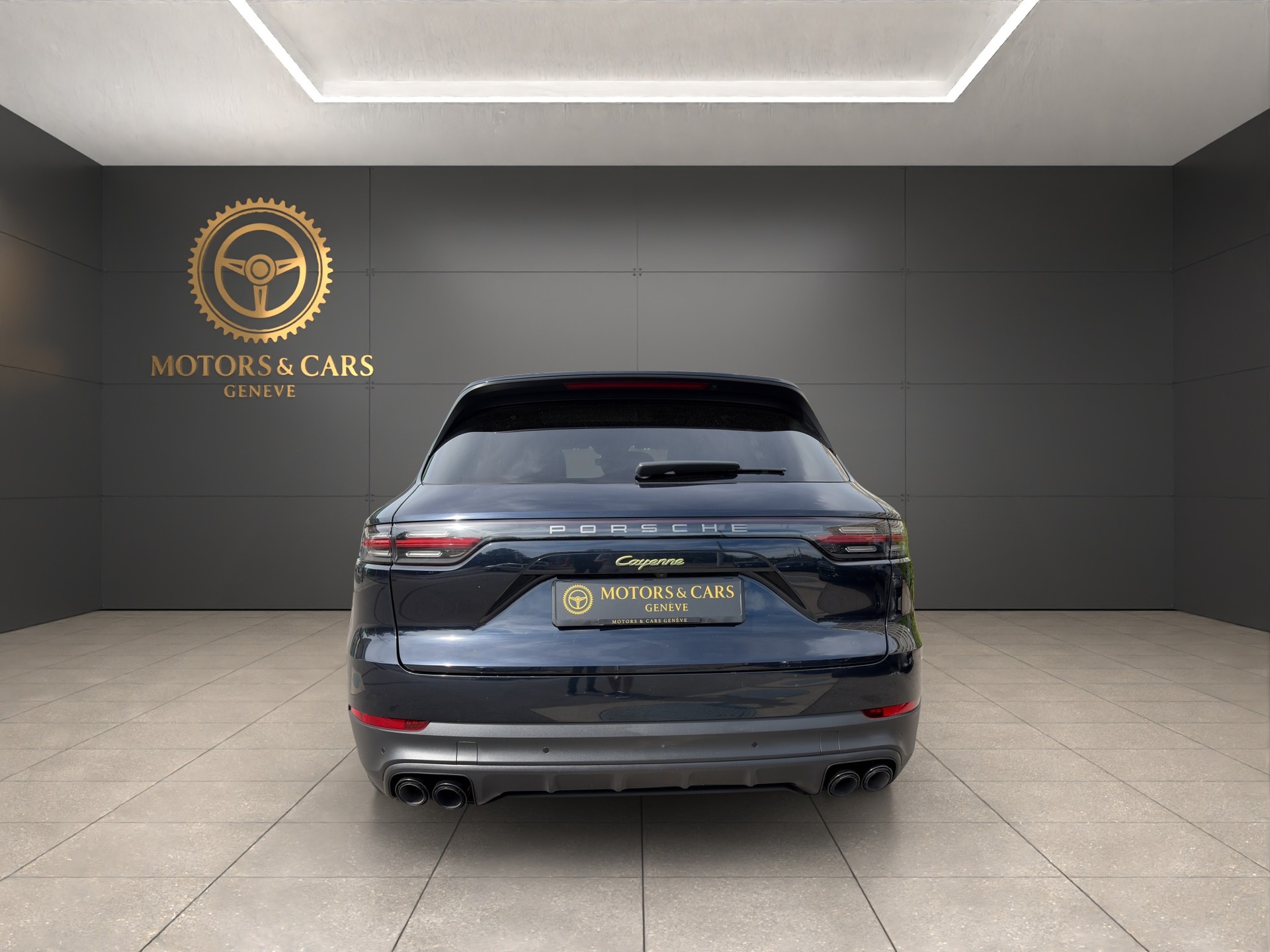 PORSCHE Cayenne E-Hybrid Platinum Edition-showroom-element-3