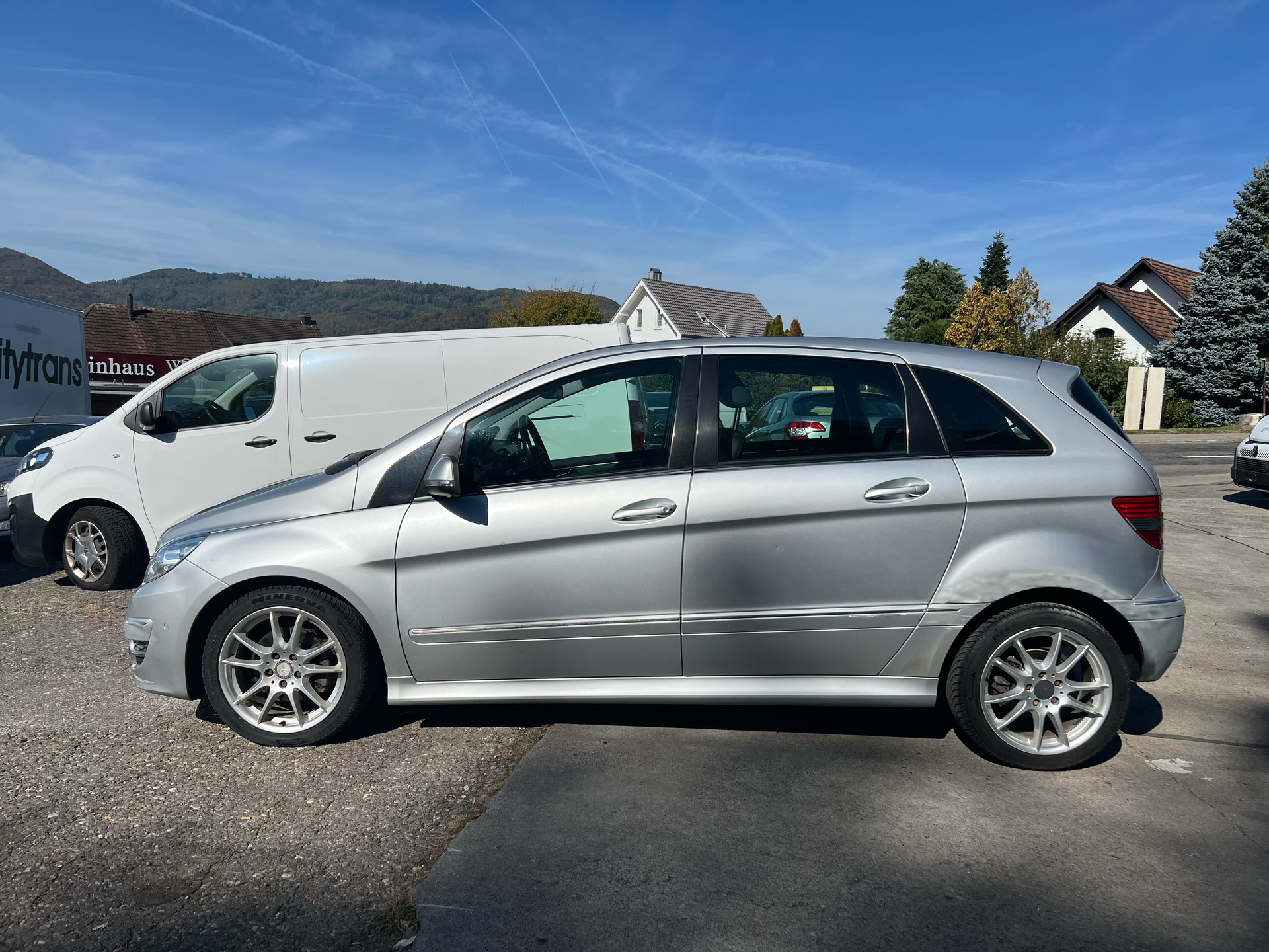 MERCEDES-BENZ B 200 CDI Autotronic-showroom-element-1