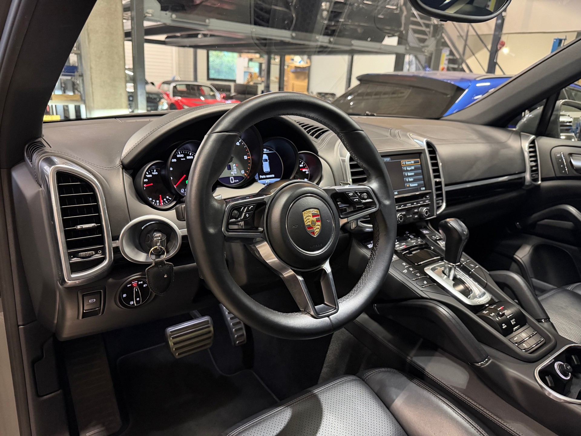PORSCHE Cayenne S Diesel *V8*-image-5