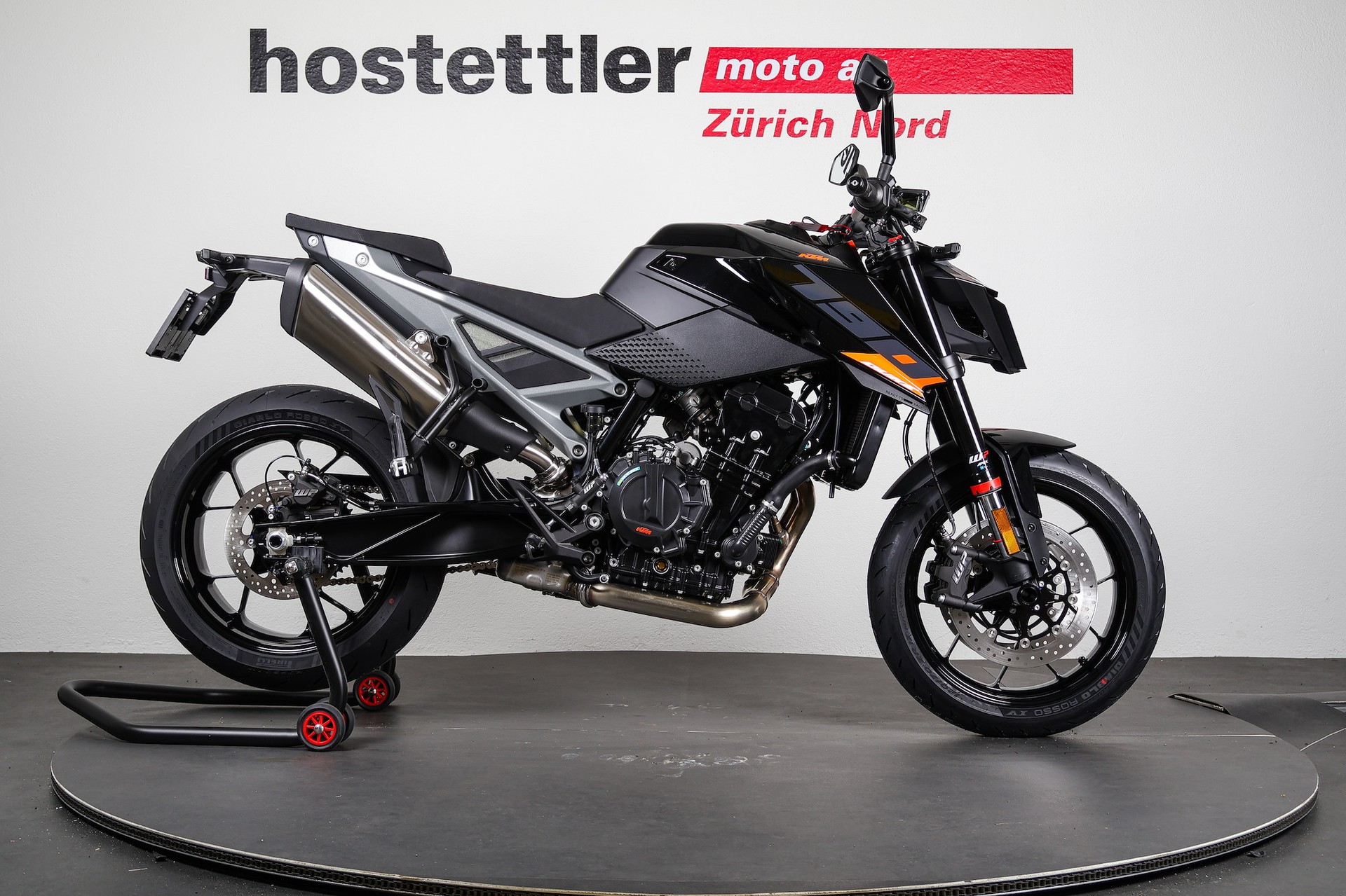 KTM 790 Duke L-showroom-element-1