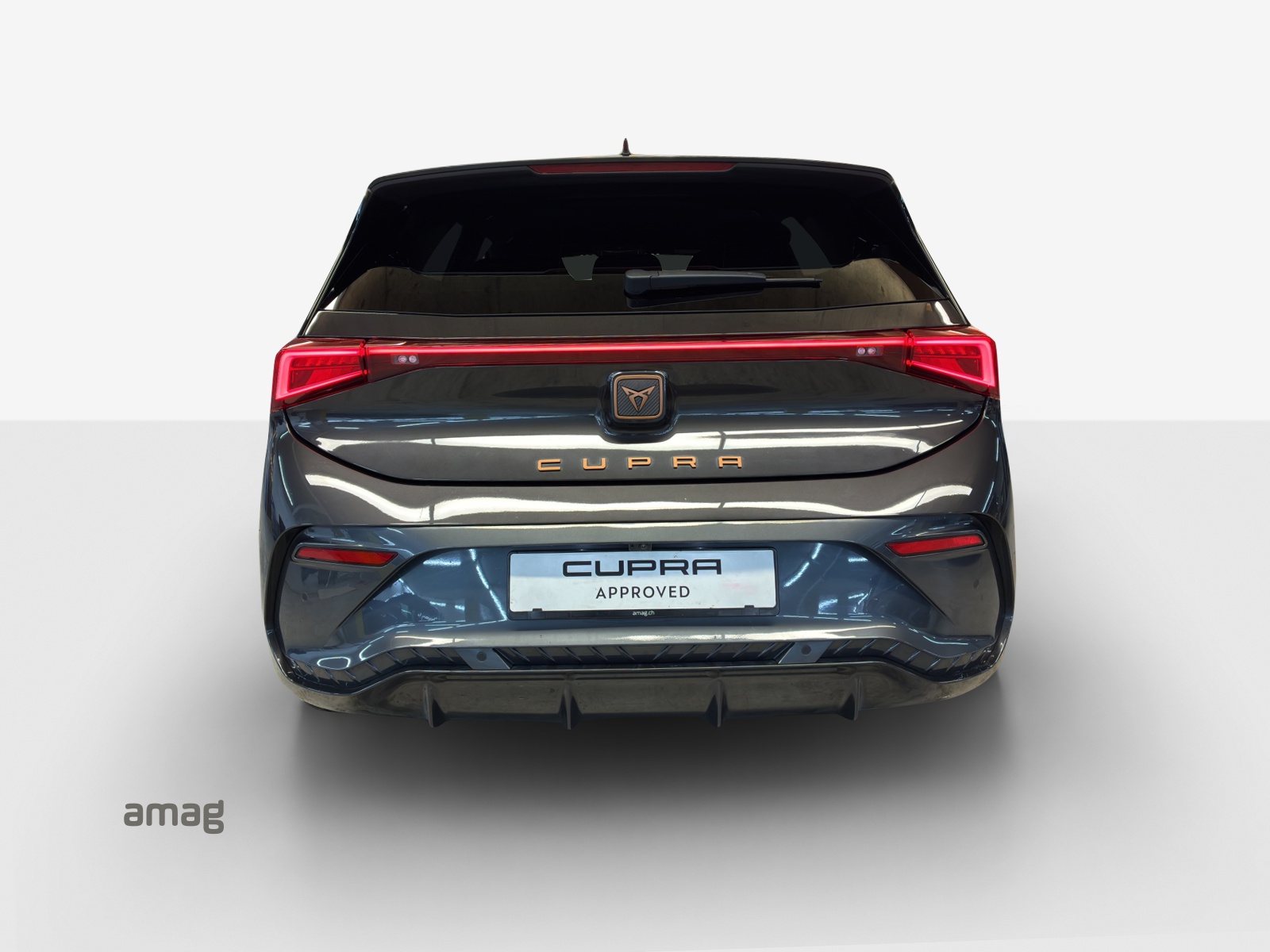 CUPRA Born 58 kWh-showroom-element-3