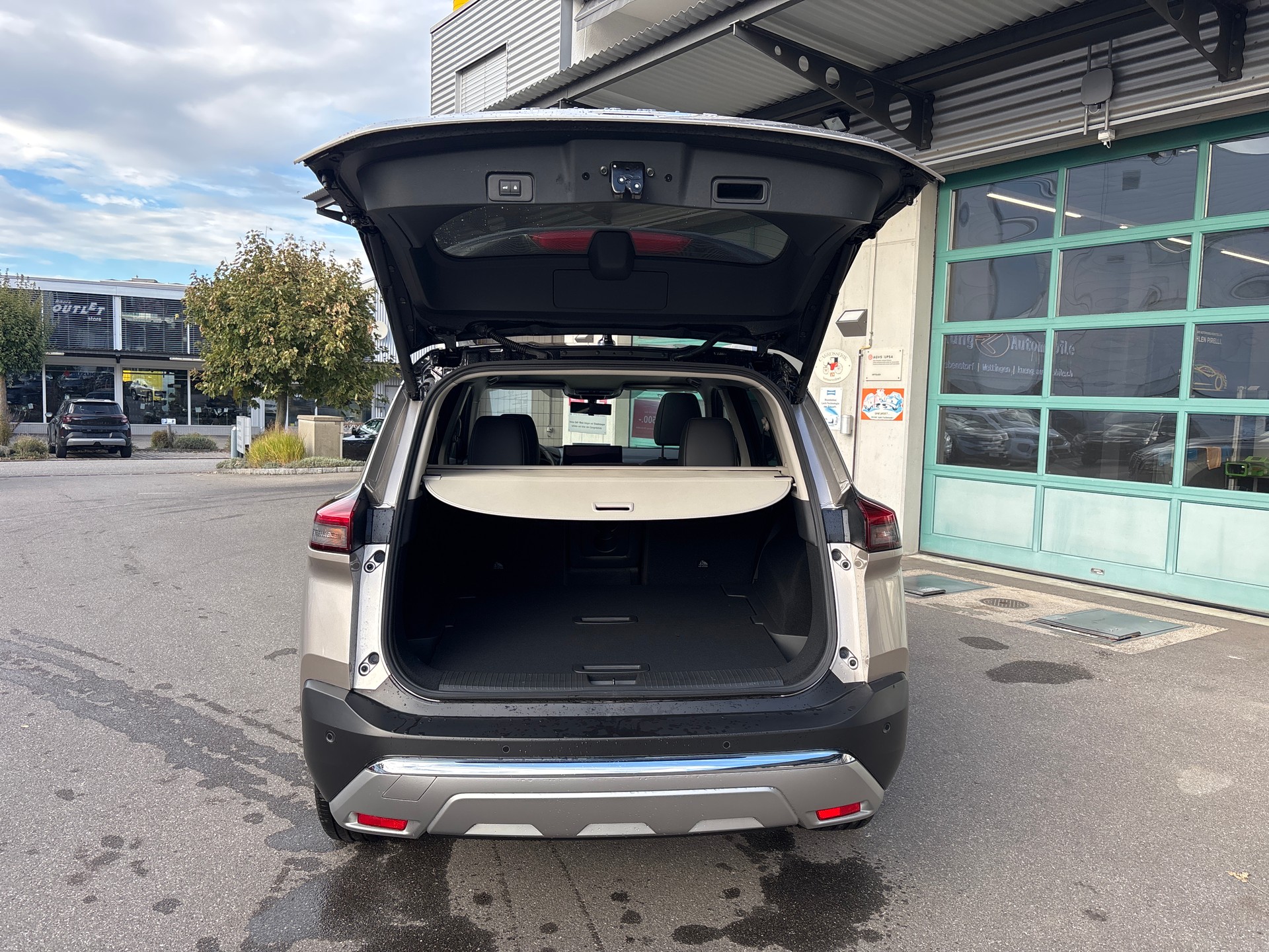 NISSAN X-Trail 1.5 VC-T e-Power 4WD Tekna+-image-16