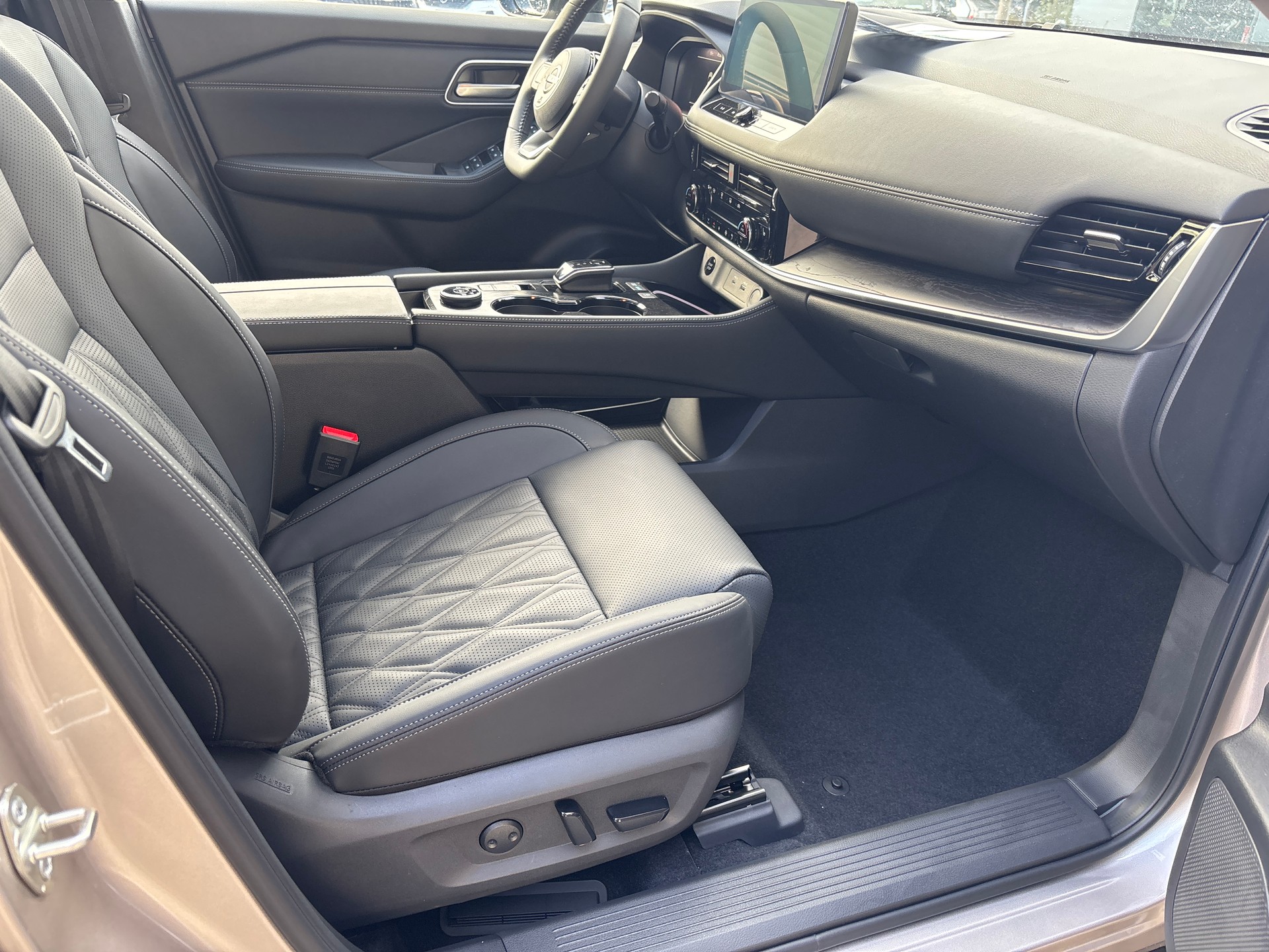NISSAN X-Trail 1.5 VC-T e-Power 4WD Tekna+-image-13