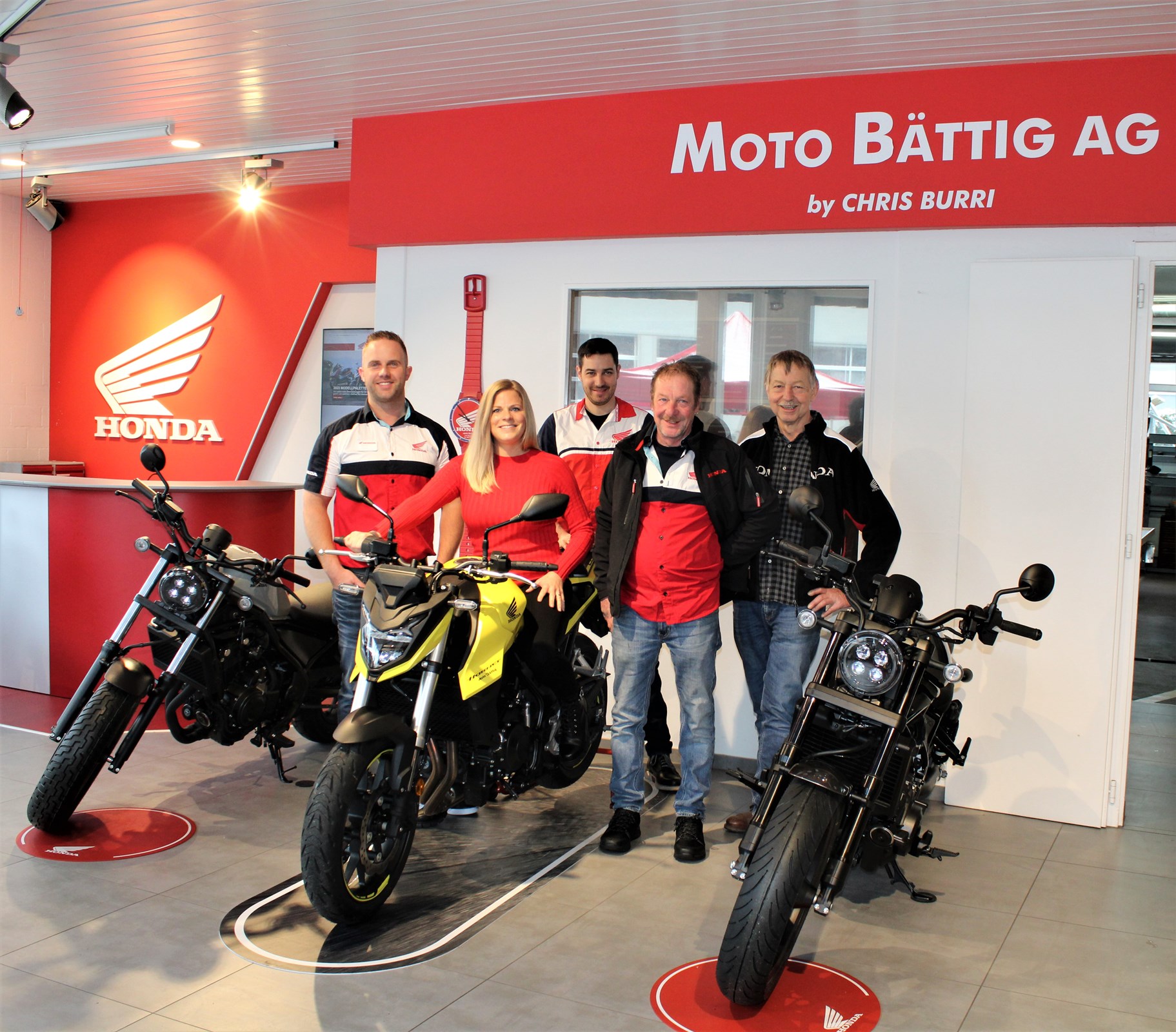 HONDA CRF 1100 L Africa Twin DCT Grand Prix Red-business-1