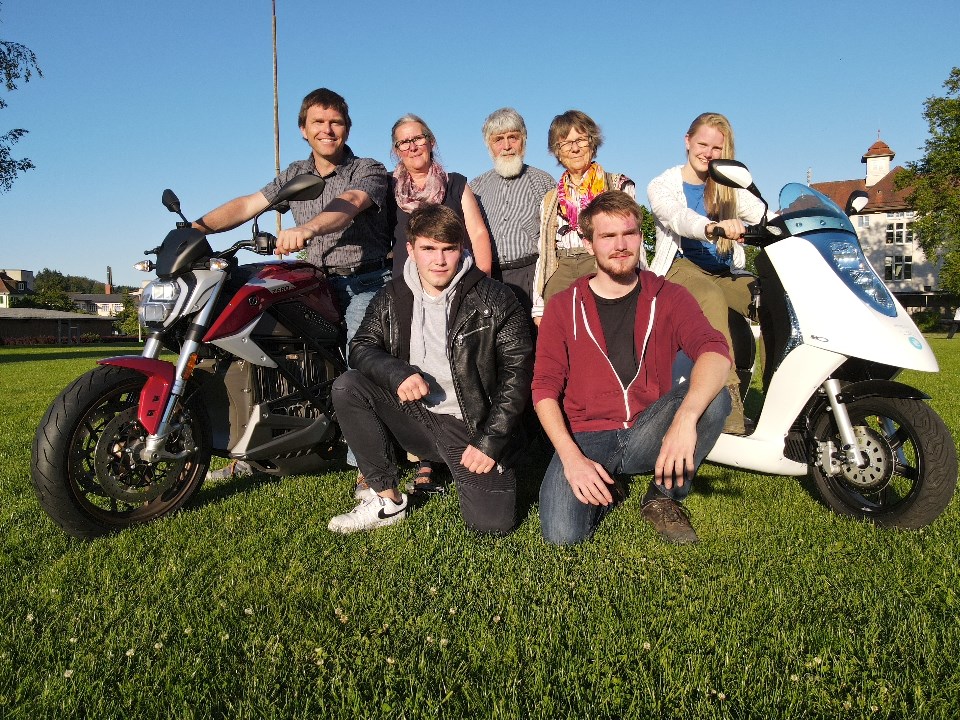 E-SCOOTER E-Mofa Long Range-business-10